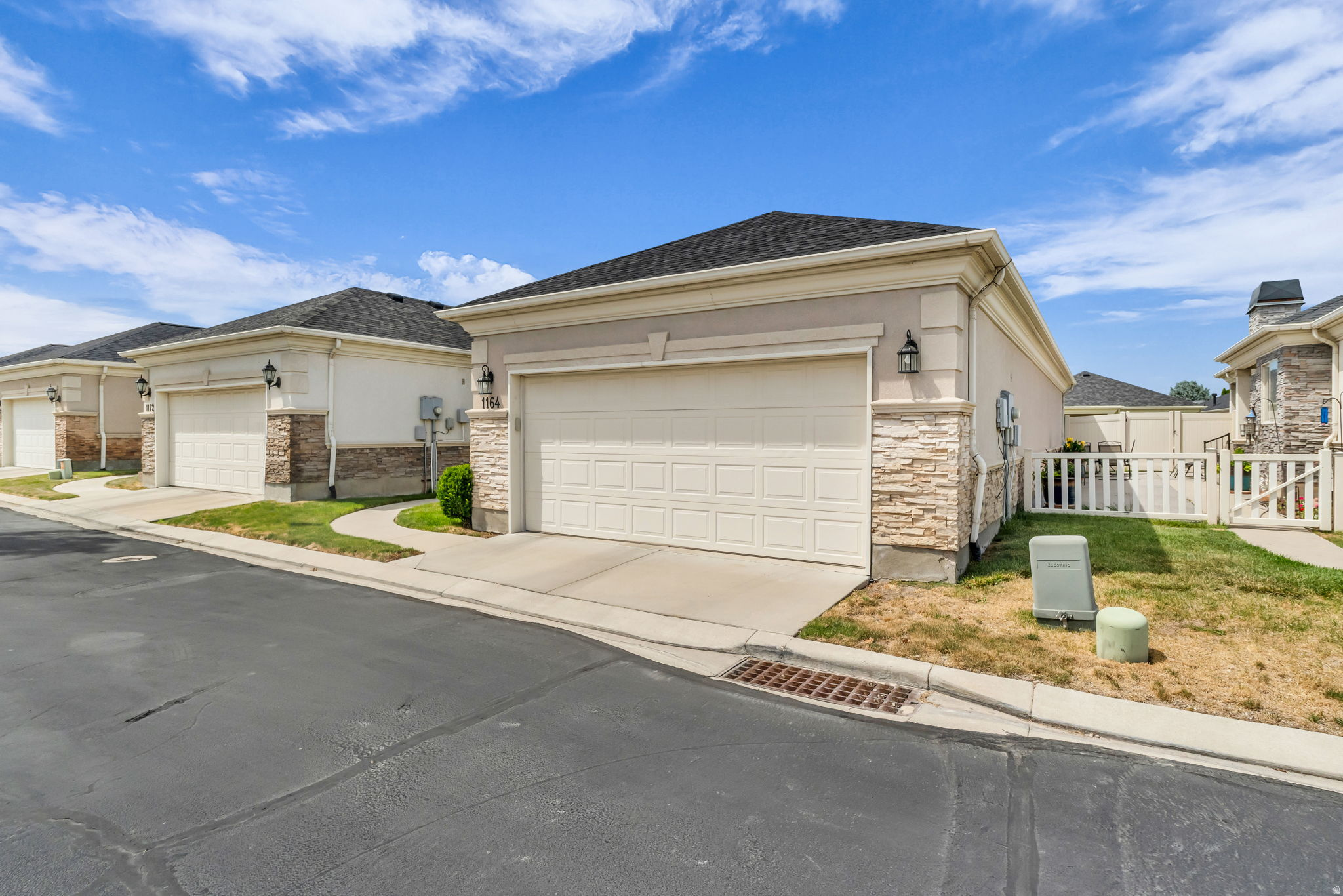 SPRING HOLLOW AT BATEMAN FARM - Residential