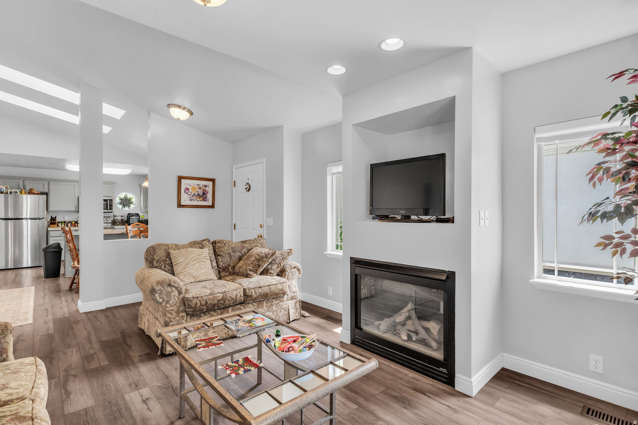 SPRING HOLLOW AT BATEMAN FARM - Residential