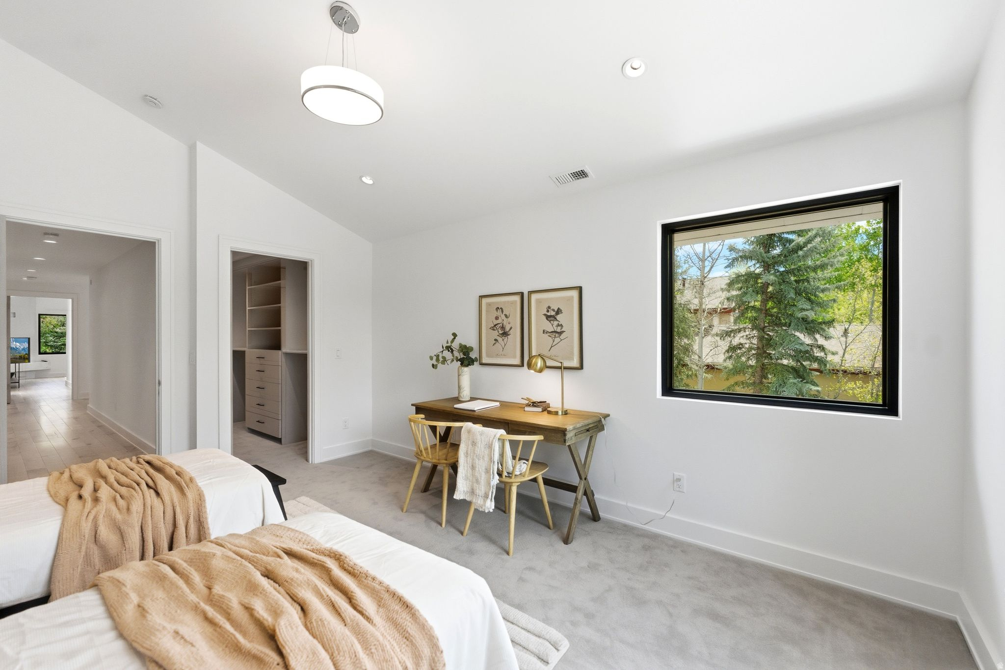 SILVER SPRINGS - Residential