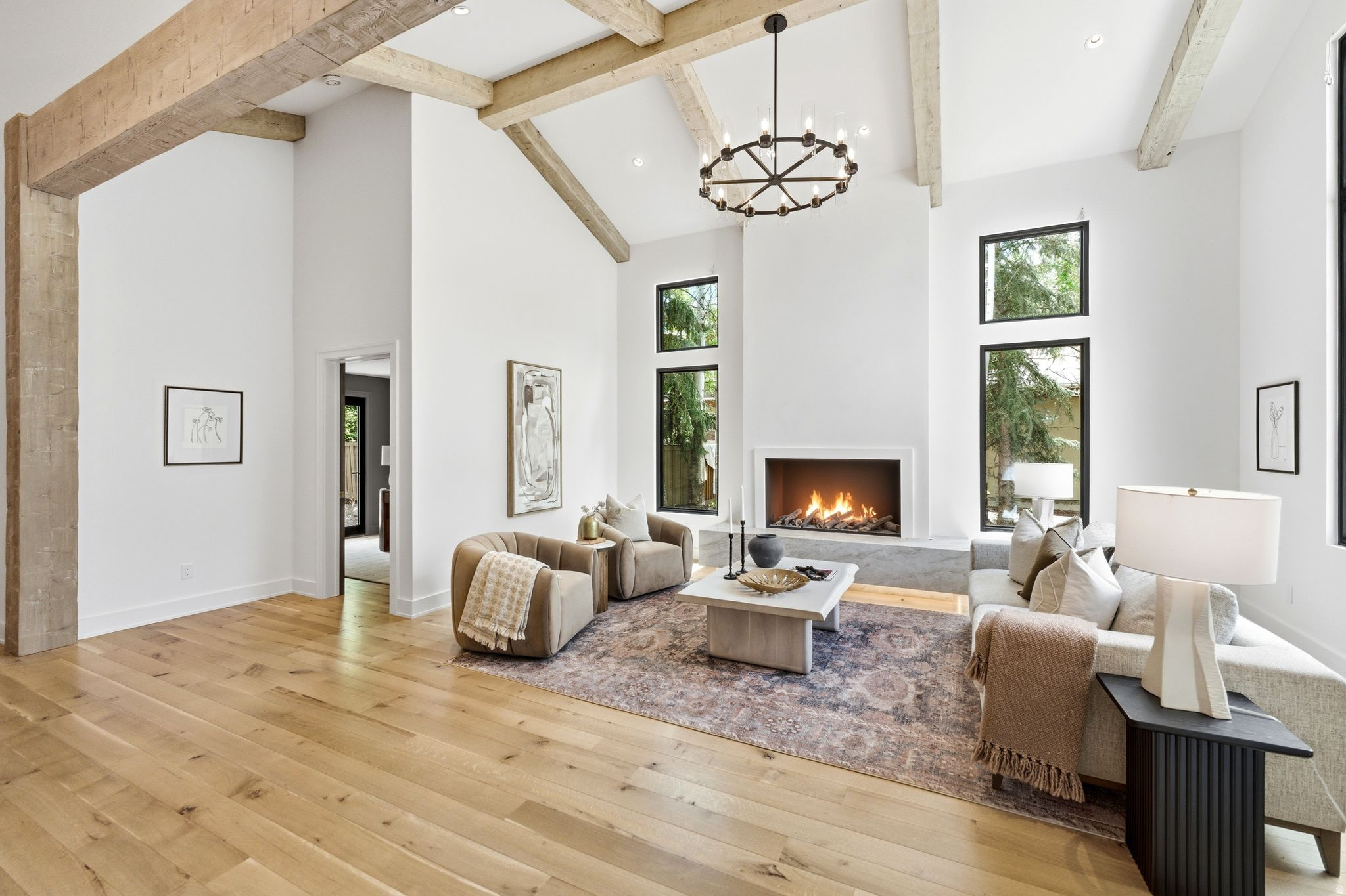 SILVER SPRINGS - Residential