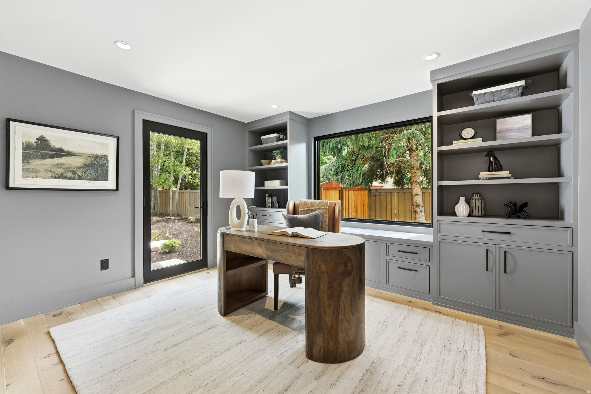 SILVER SPRINGS - Residential