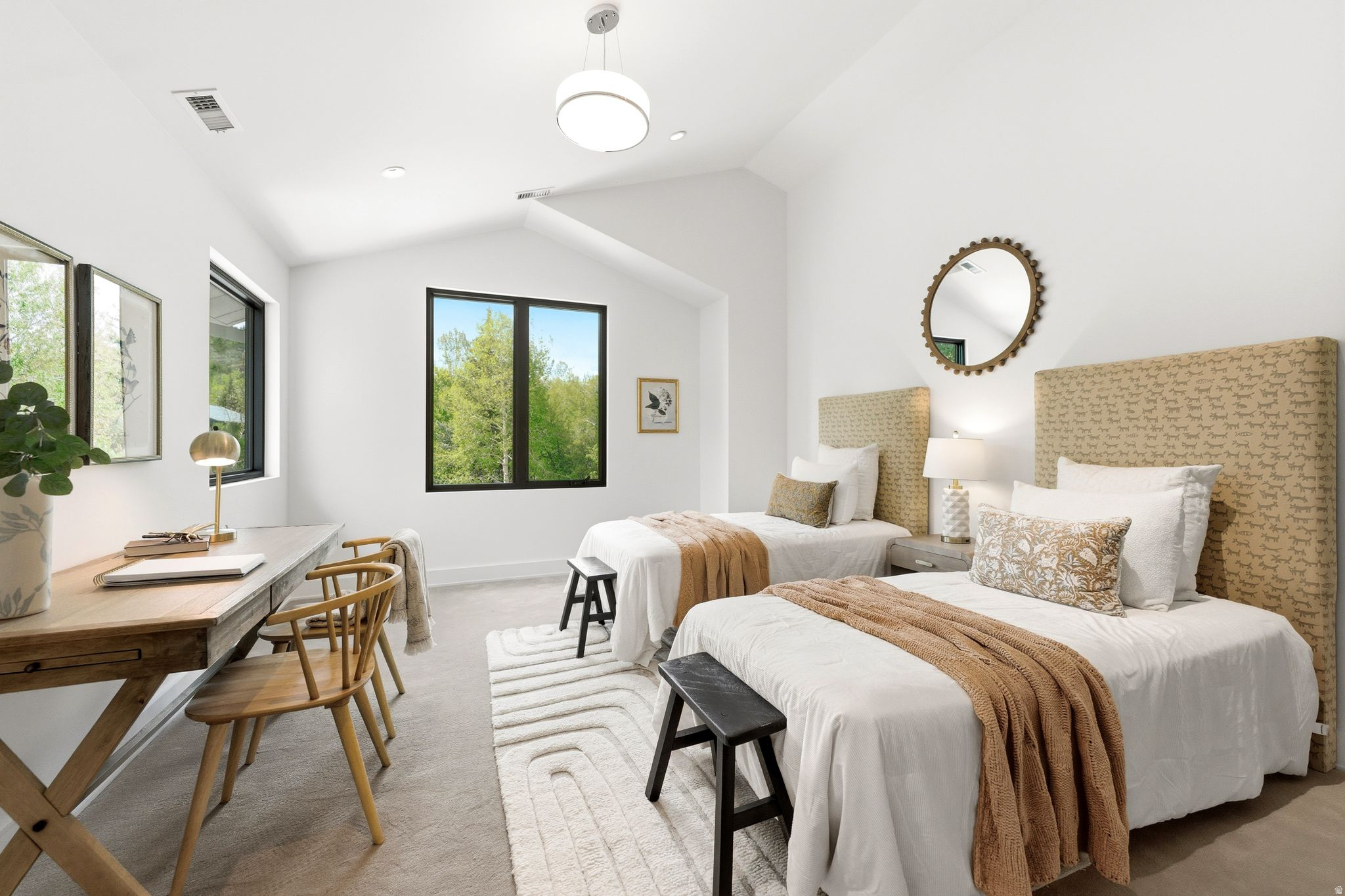 SILVER SPRINGS - Residential