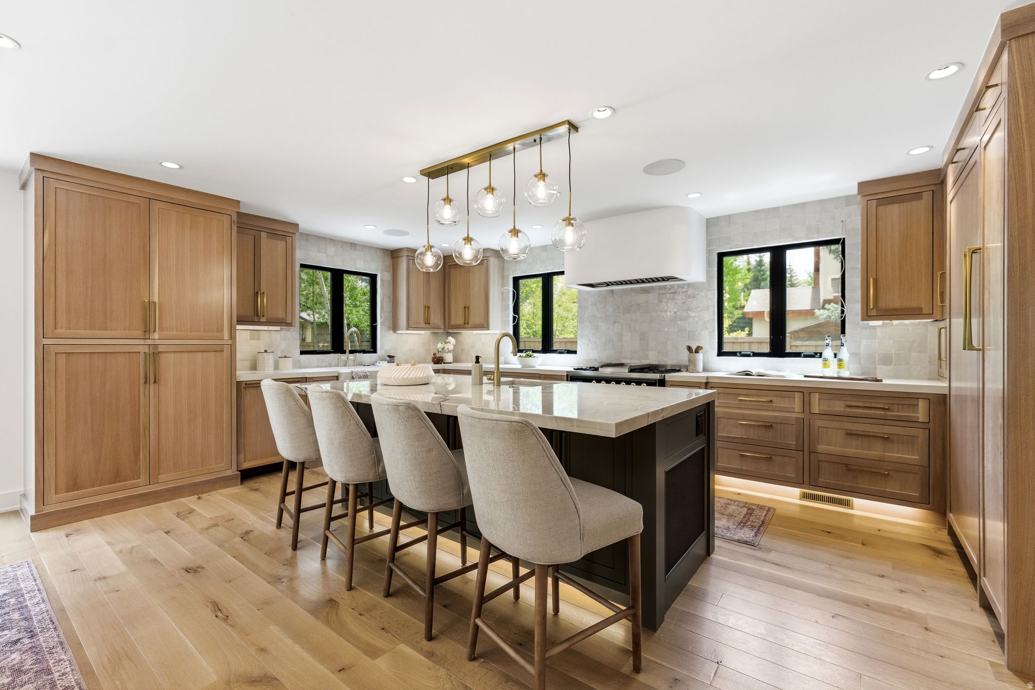 SILVER SPRINGS - Residential