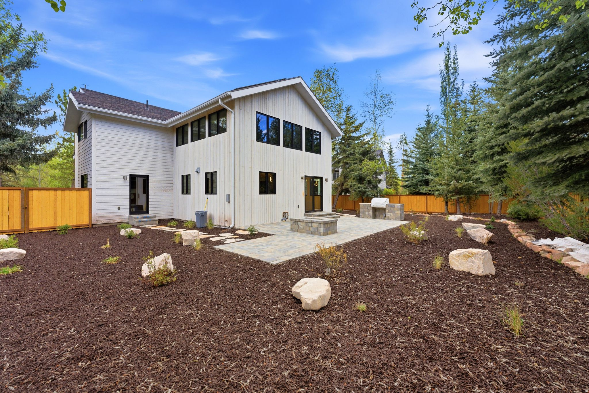 SILVER SPRINGS - Residential