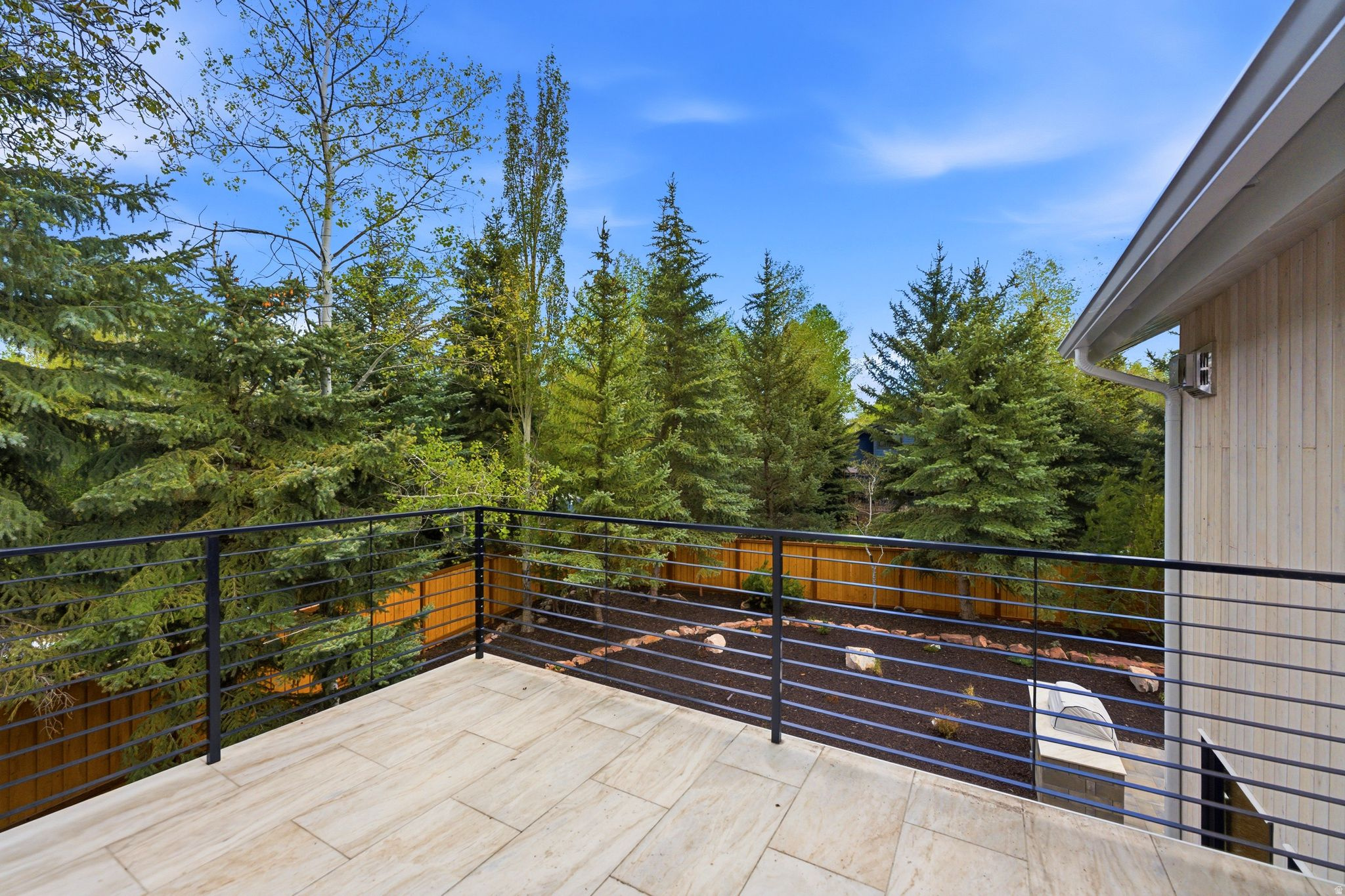 SILVER SPRINGS - Residential