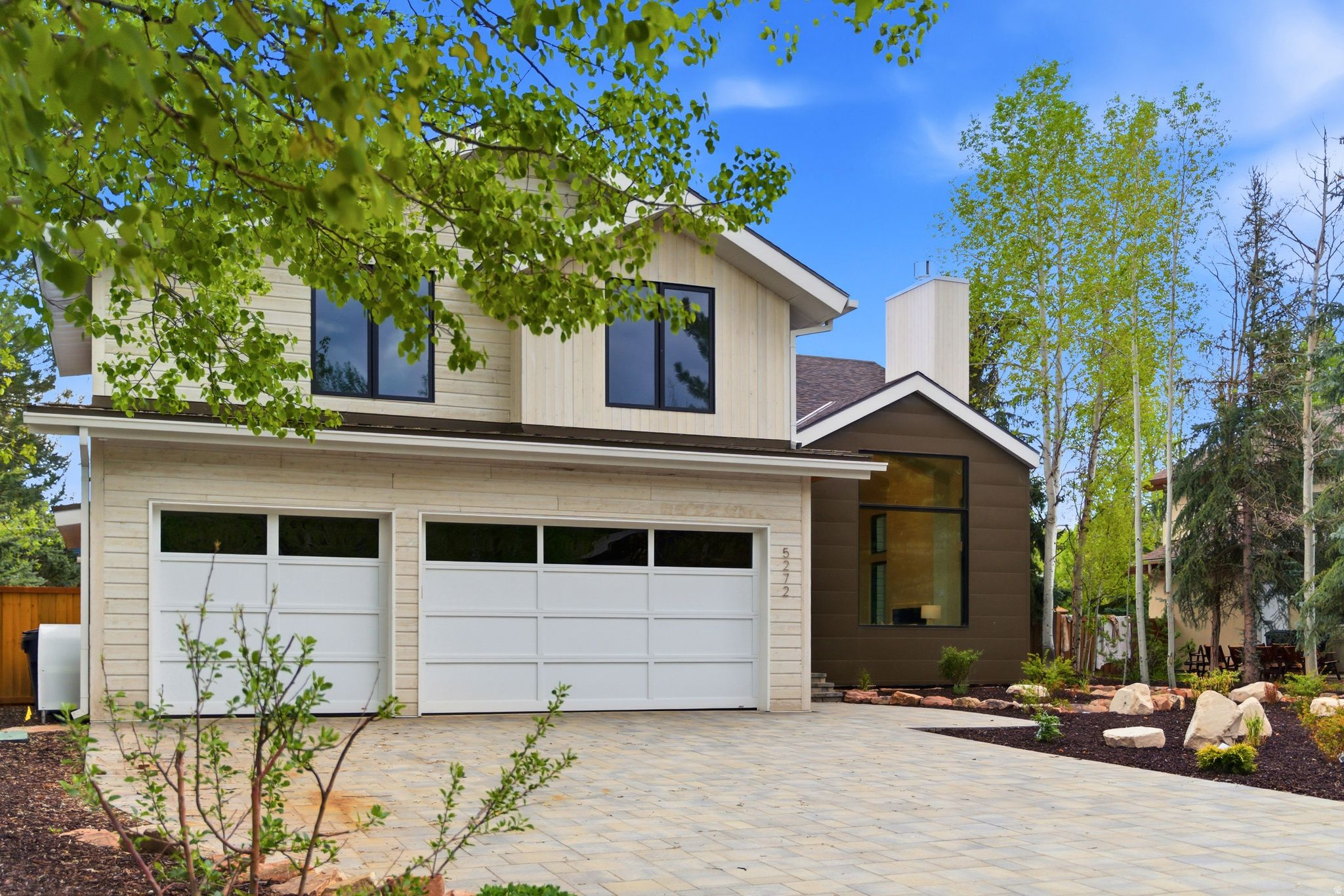 SILVER SPRINGS - Residential