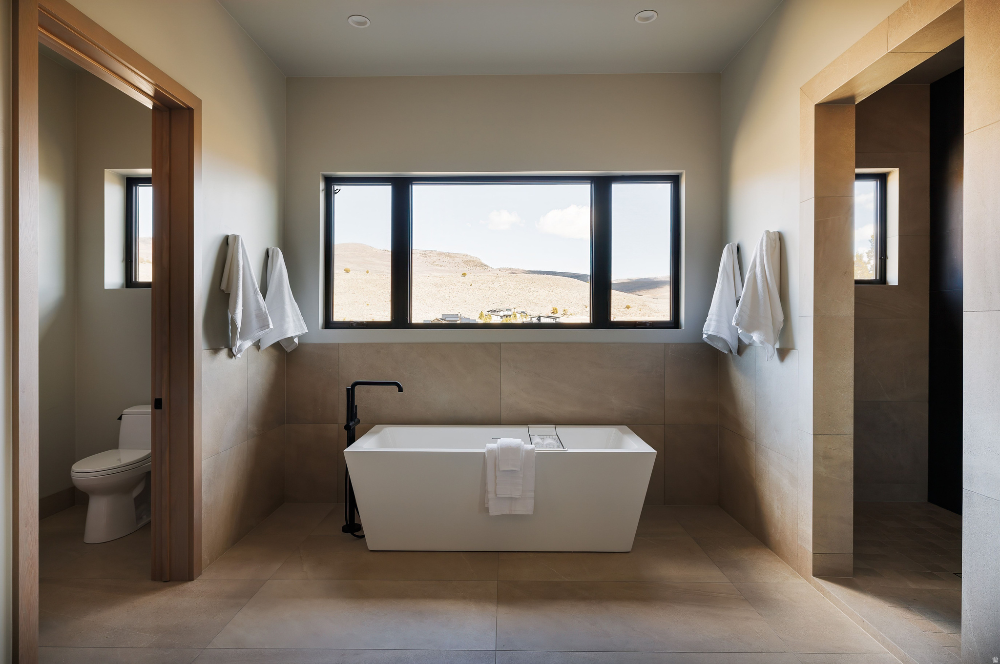 RED LEDGES - Residential