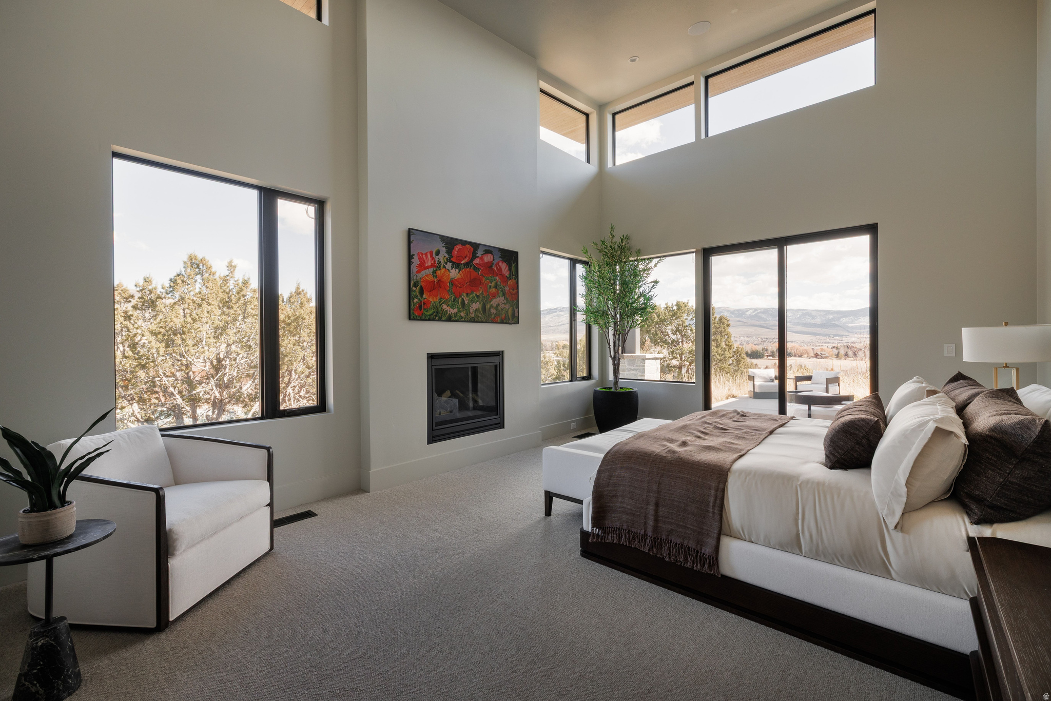 RED LEDGES - Residential