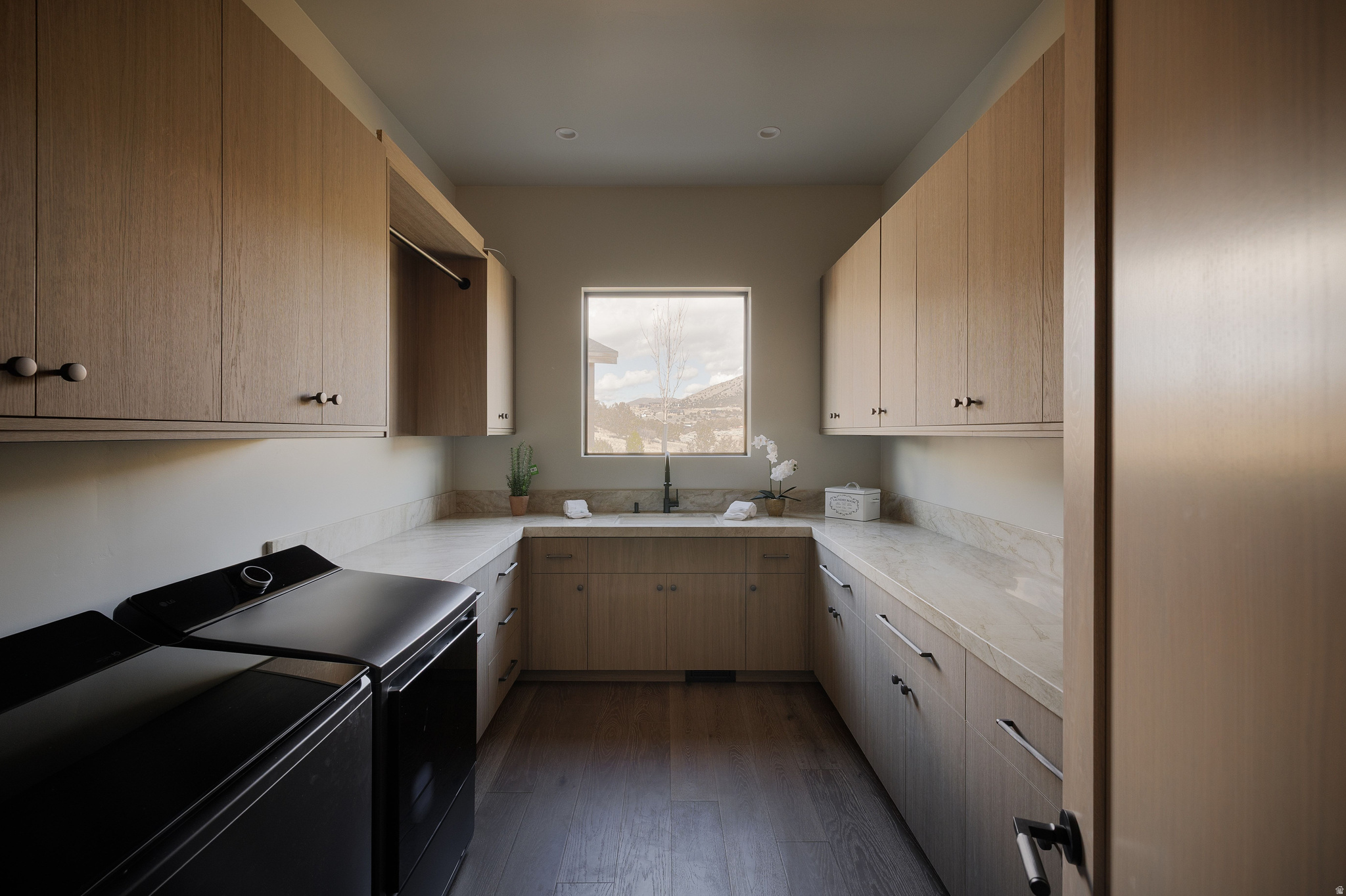RED LEDGES - Residential