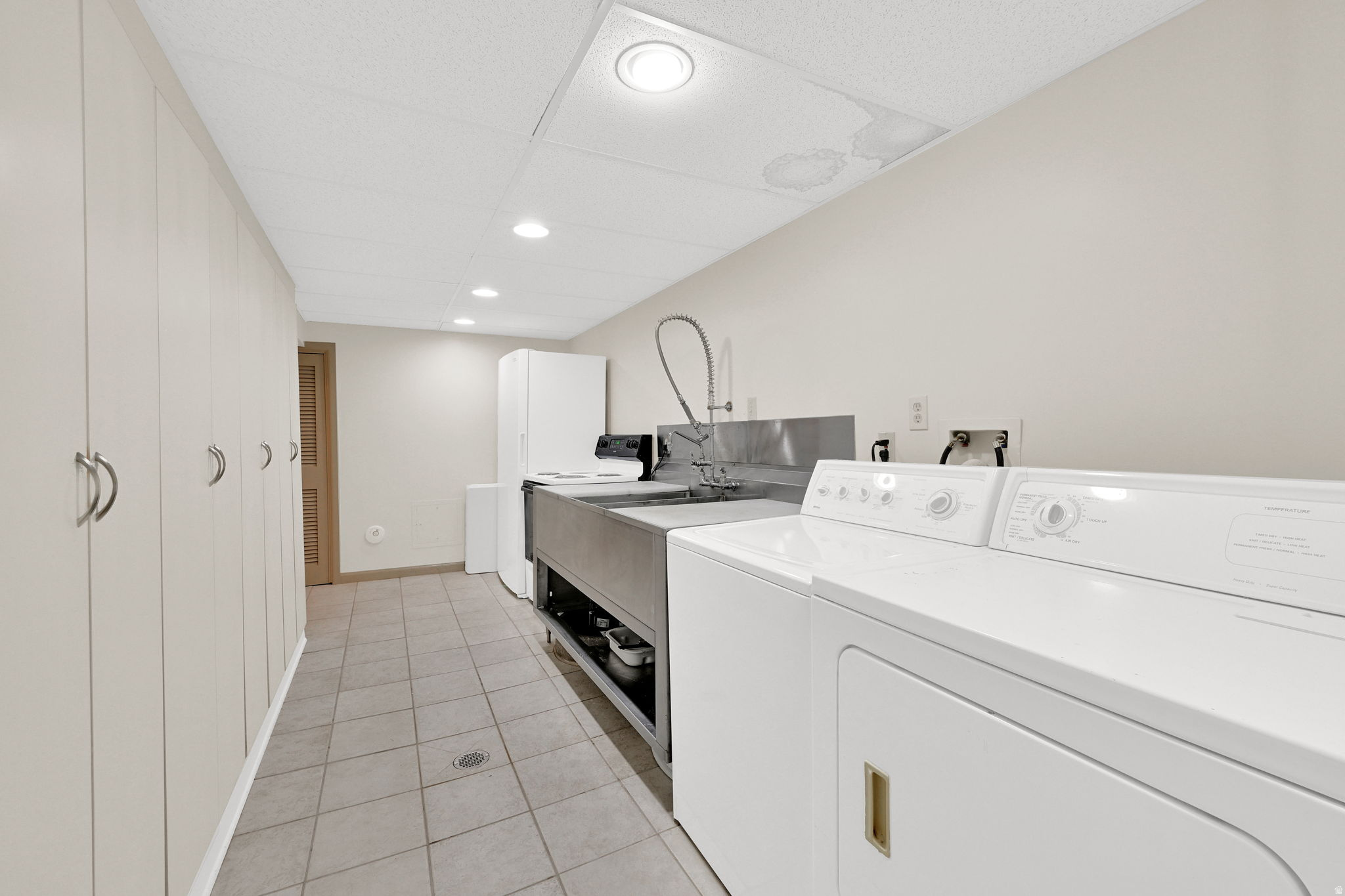 TERRY DALE - Residential