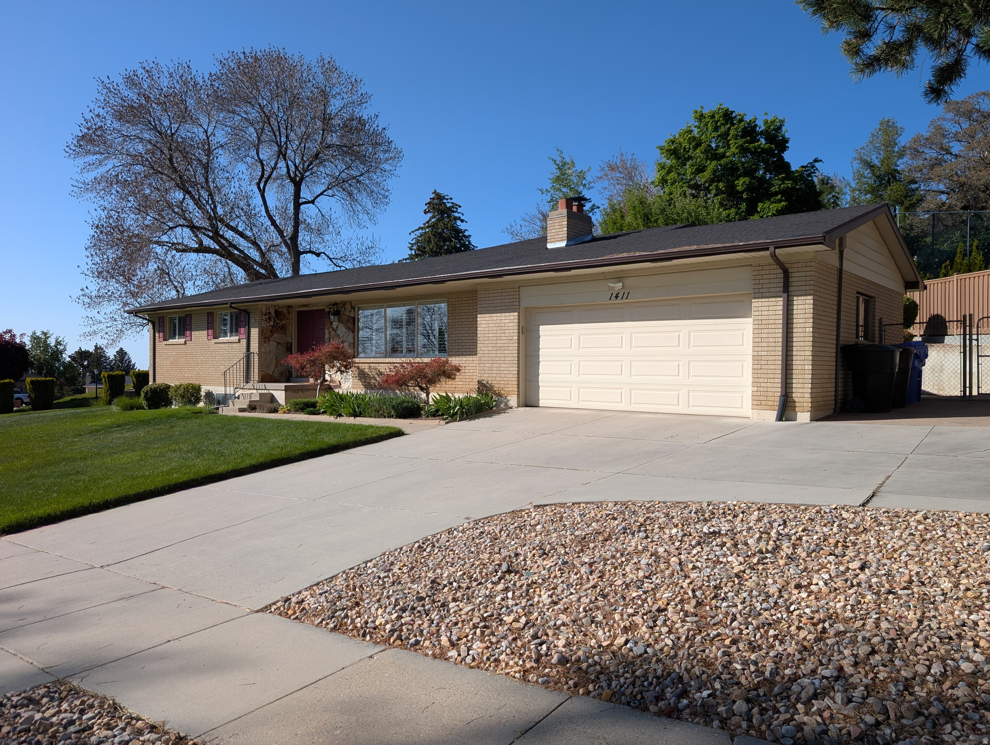CANYON CREST - Residential
