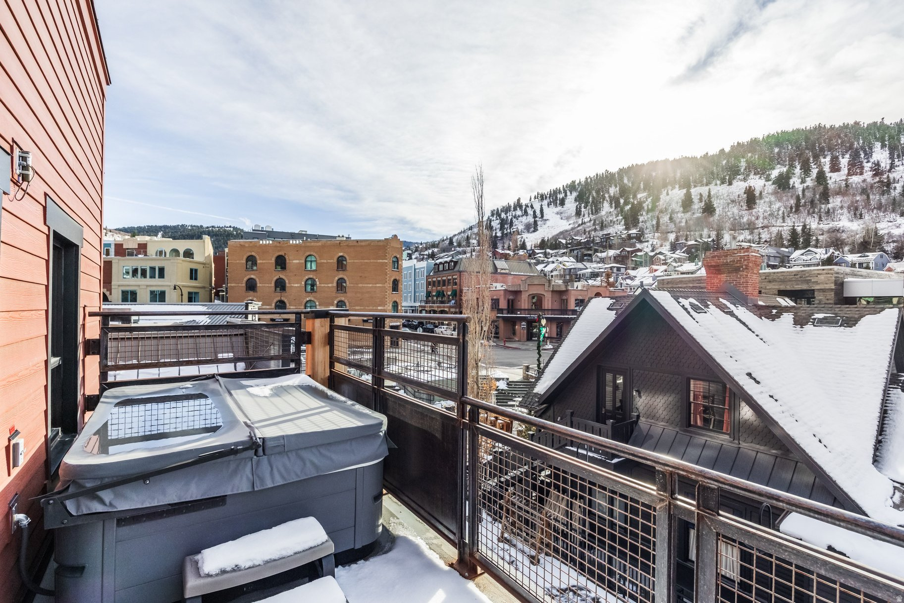 SKY LODGE - Residential