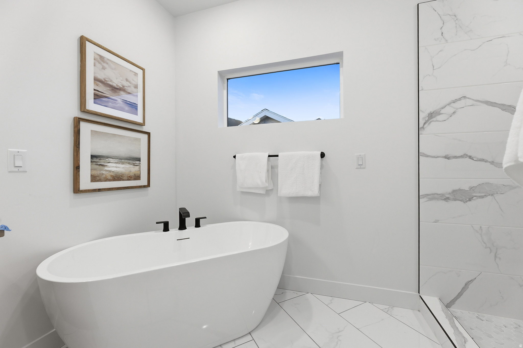 SUNSET RIDGE - Residential