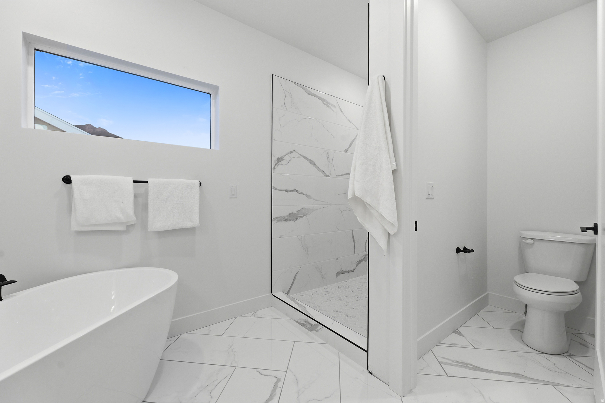 SUNSET RIDGE - Residential