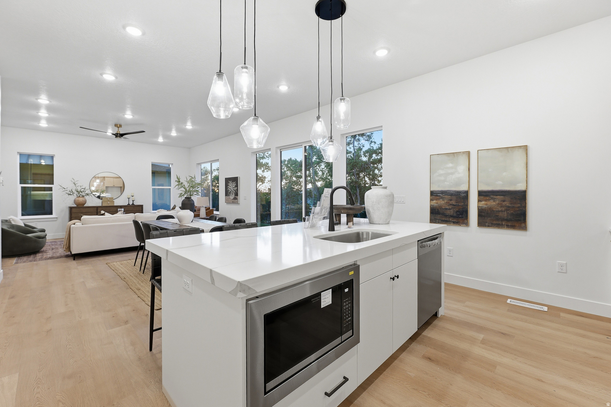 SUNSET RIDGE - Residential