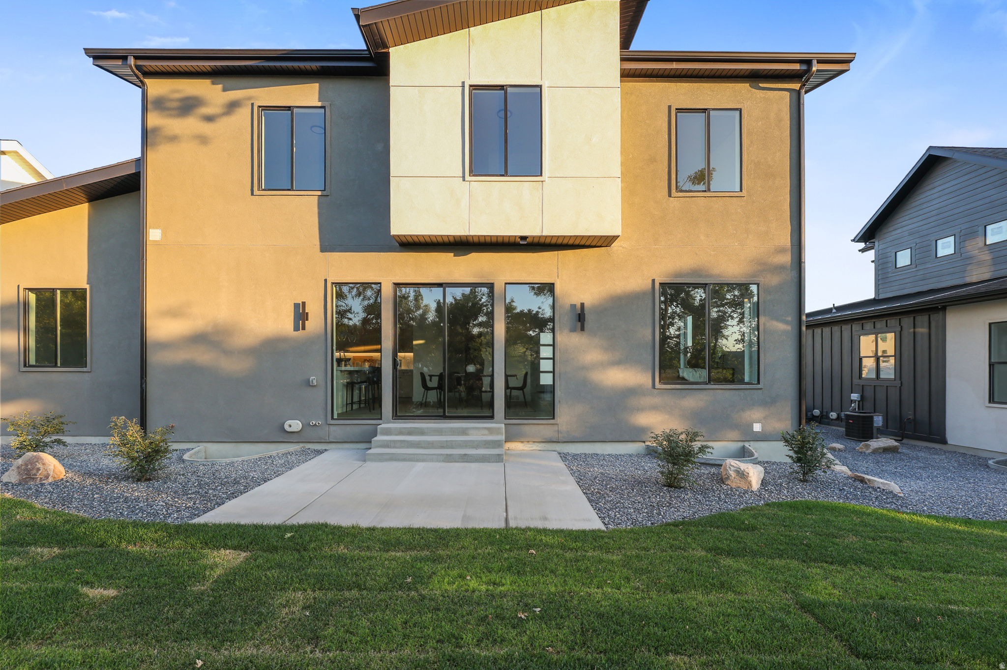 SUNSET RIDGE - Residential