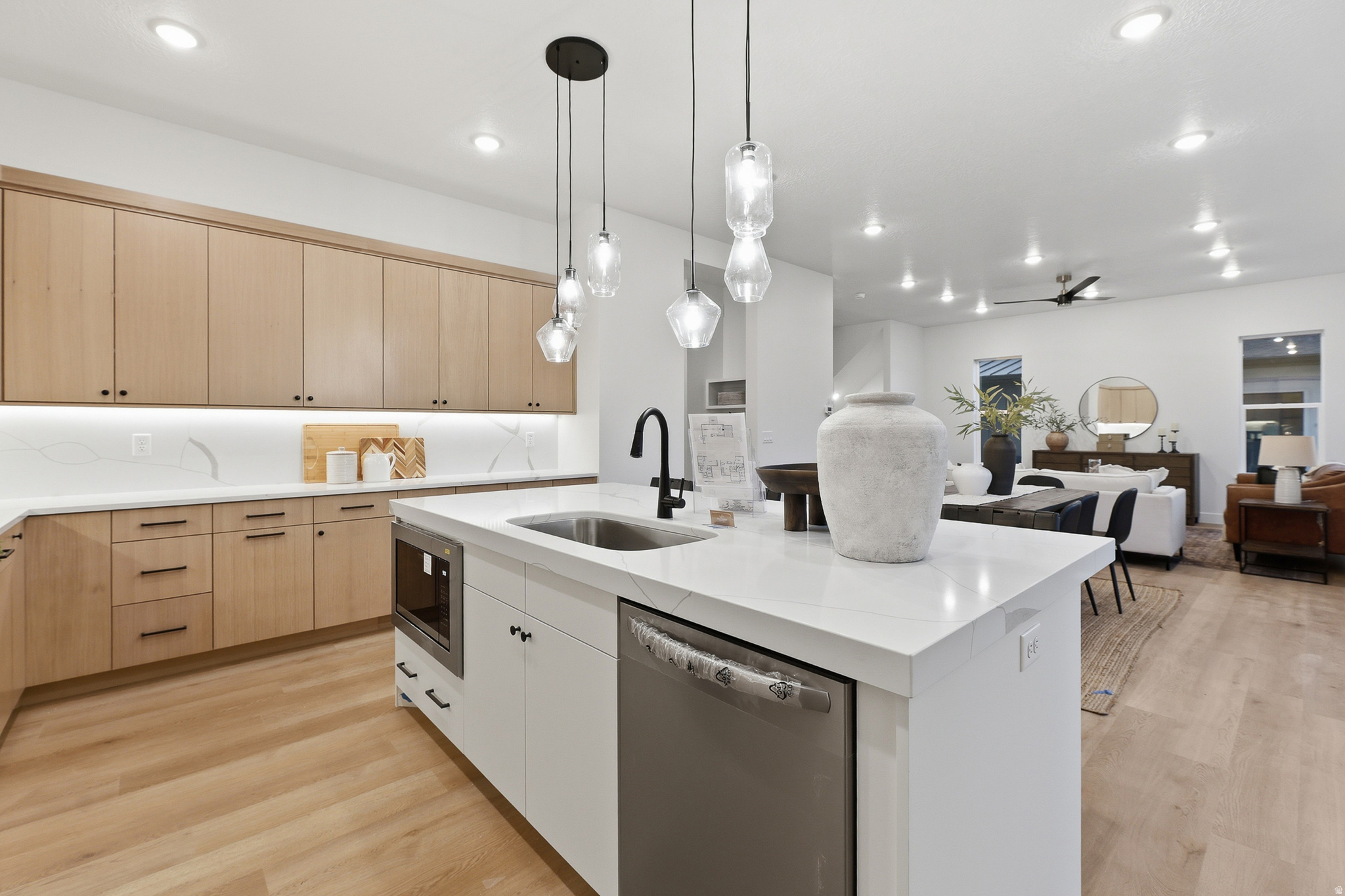 SUNSET RIDGE - Residential