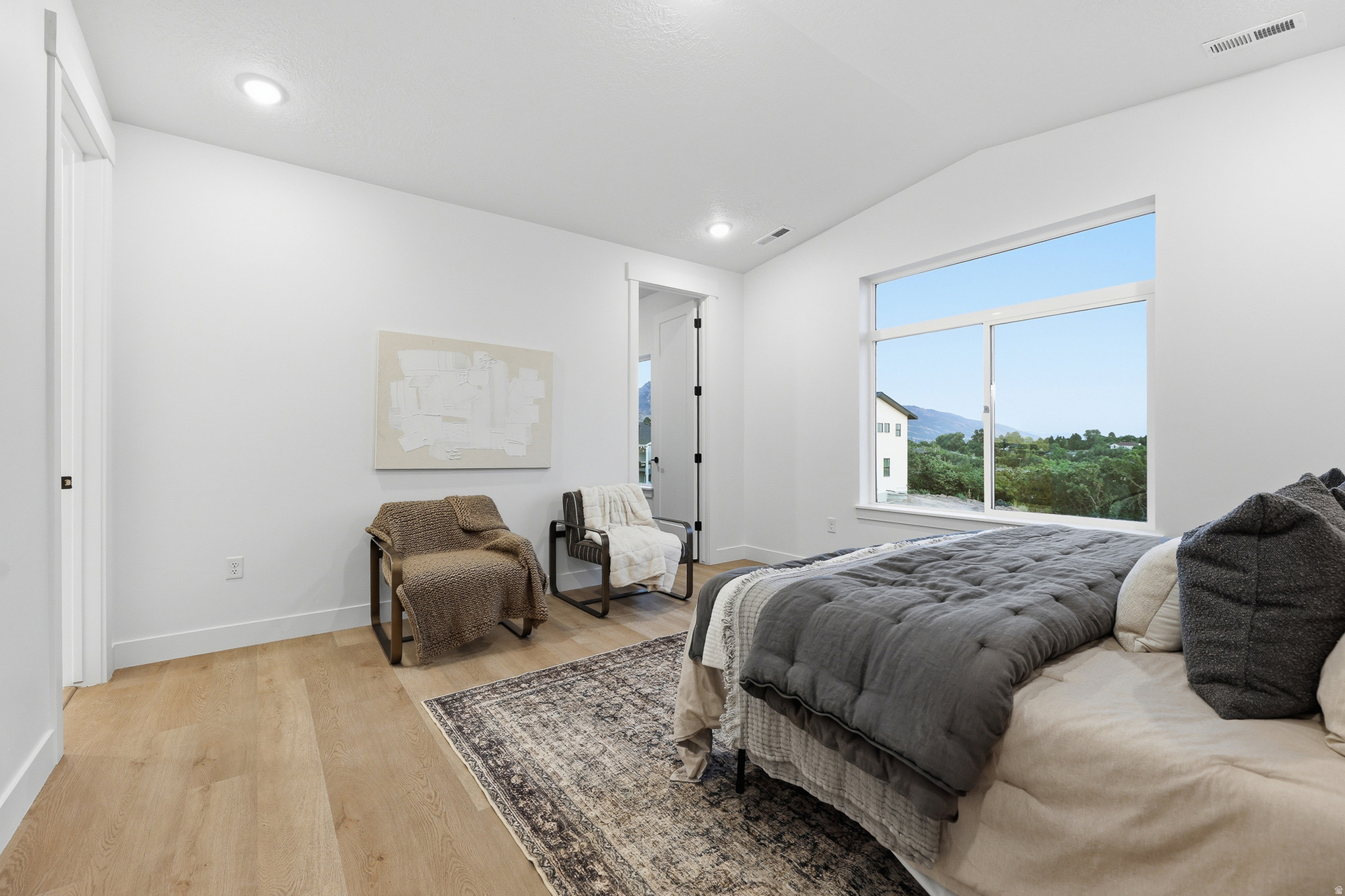 SUNSET RIDGE - Residential