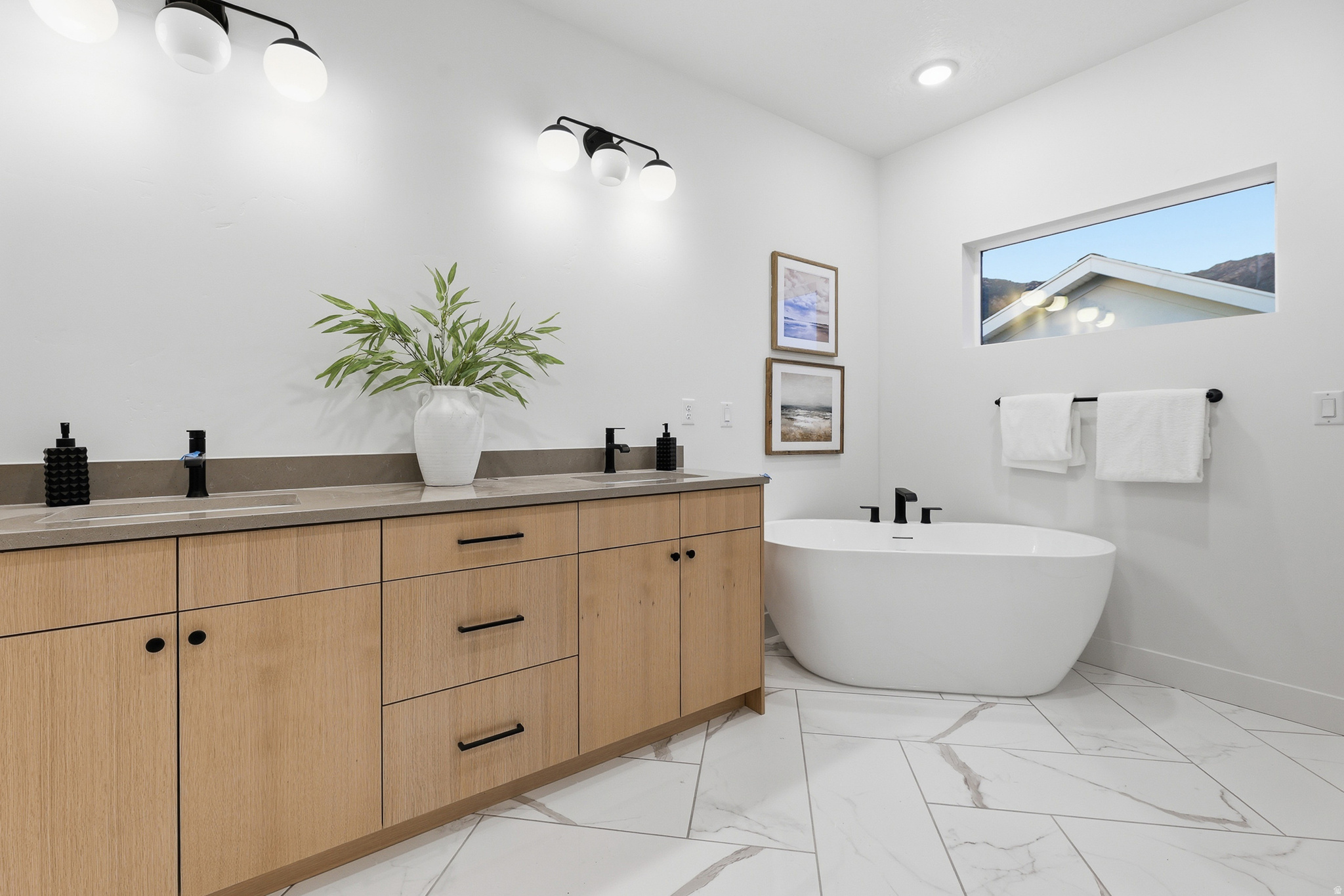 SUNSET RIDGE - Residential
