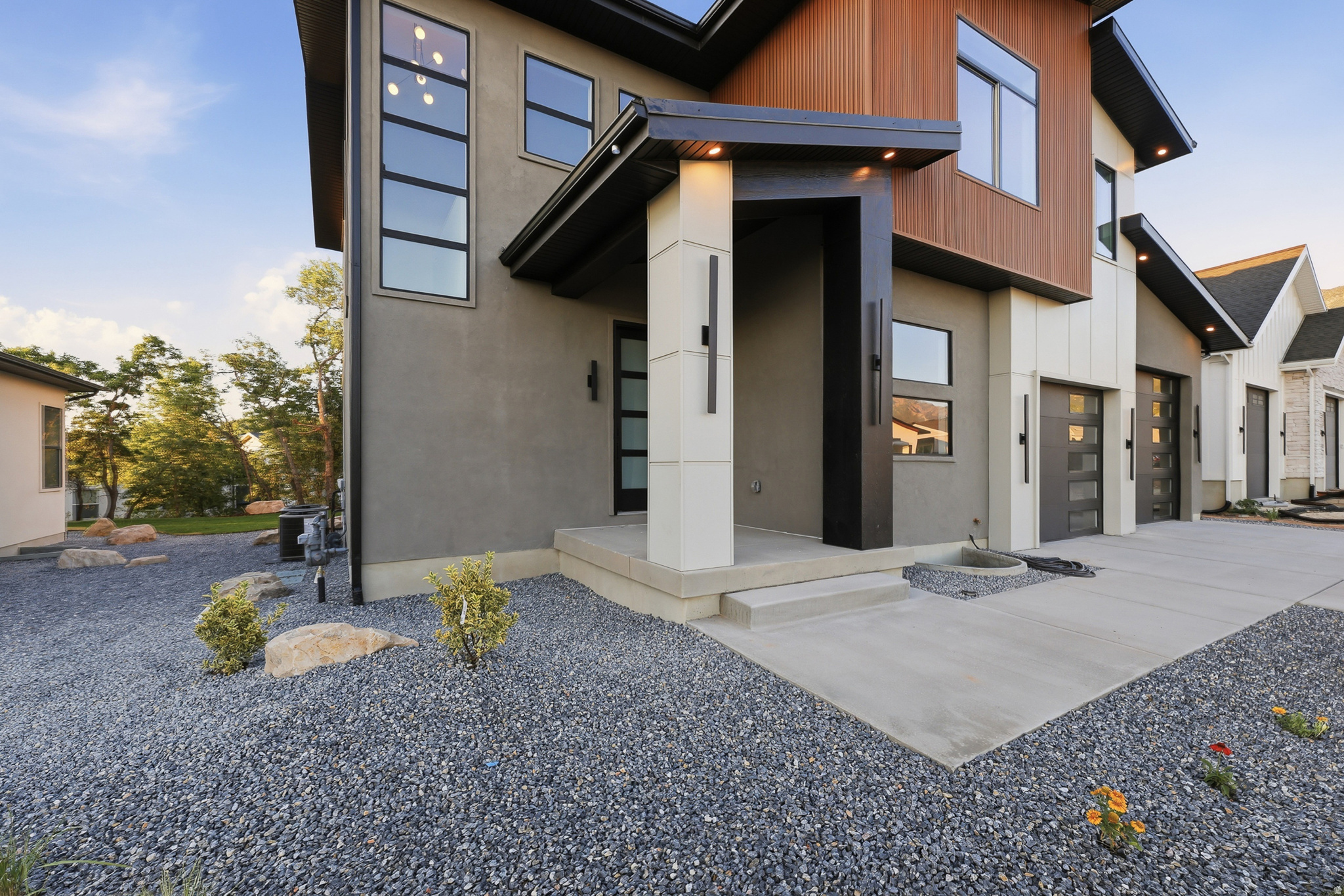 SUNSET RIDGE - Residential
