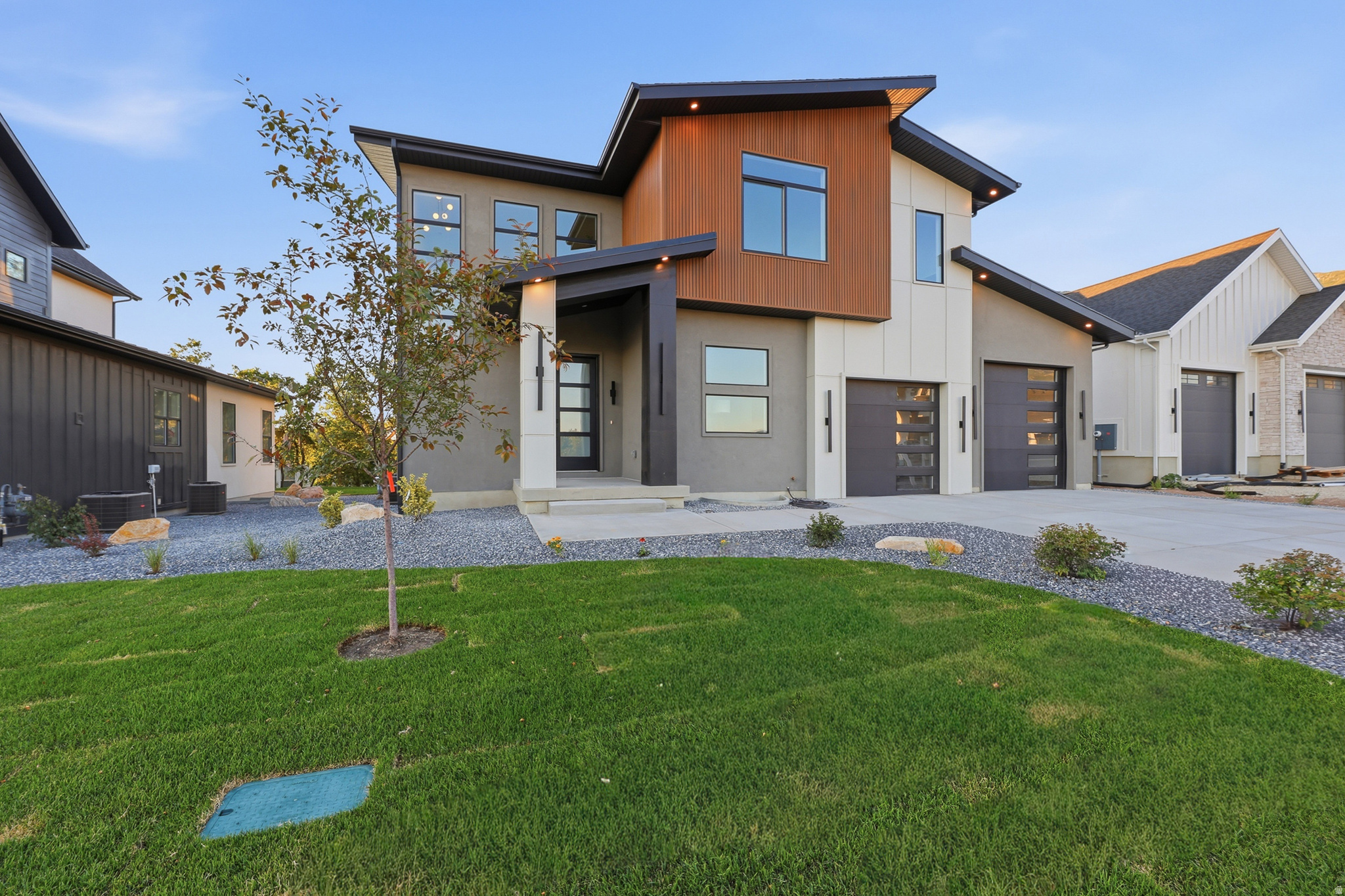 SUNSET RIDGE - Residential