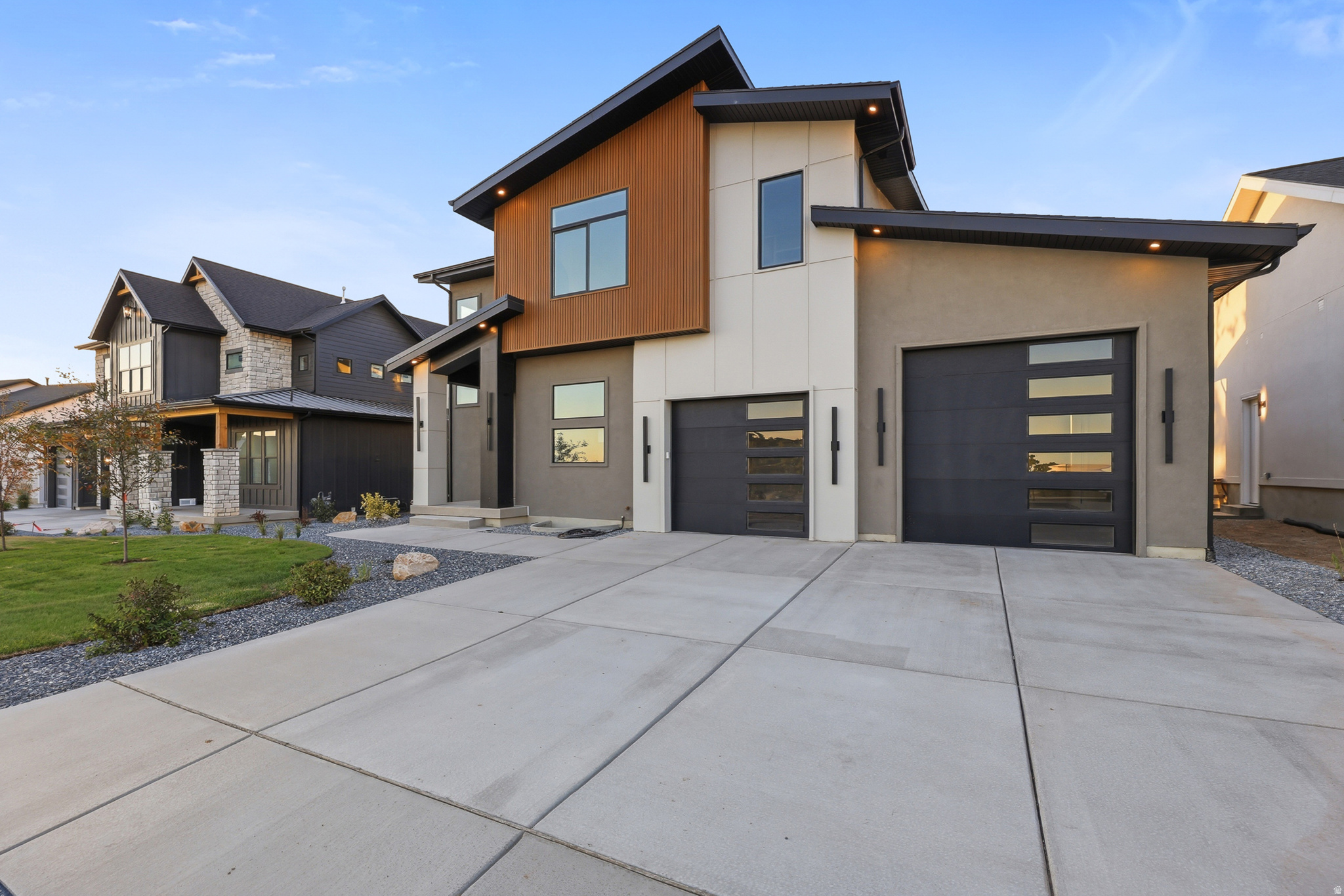 SUNSET RIDGE - Residential