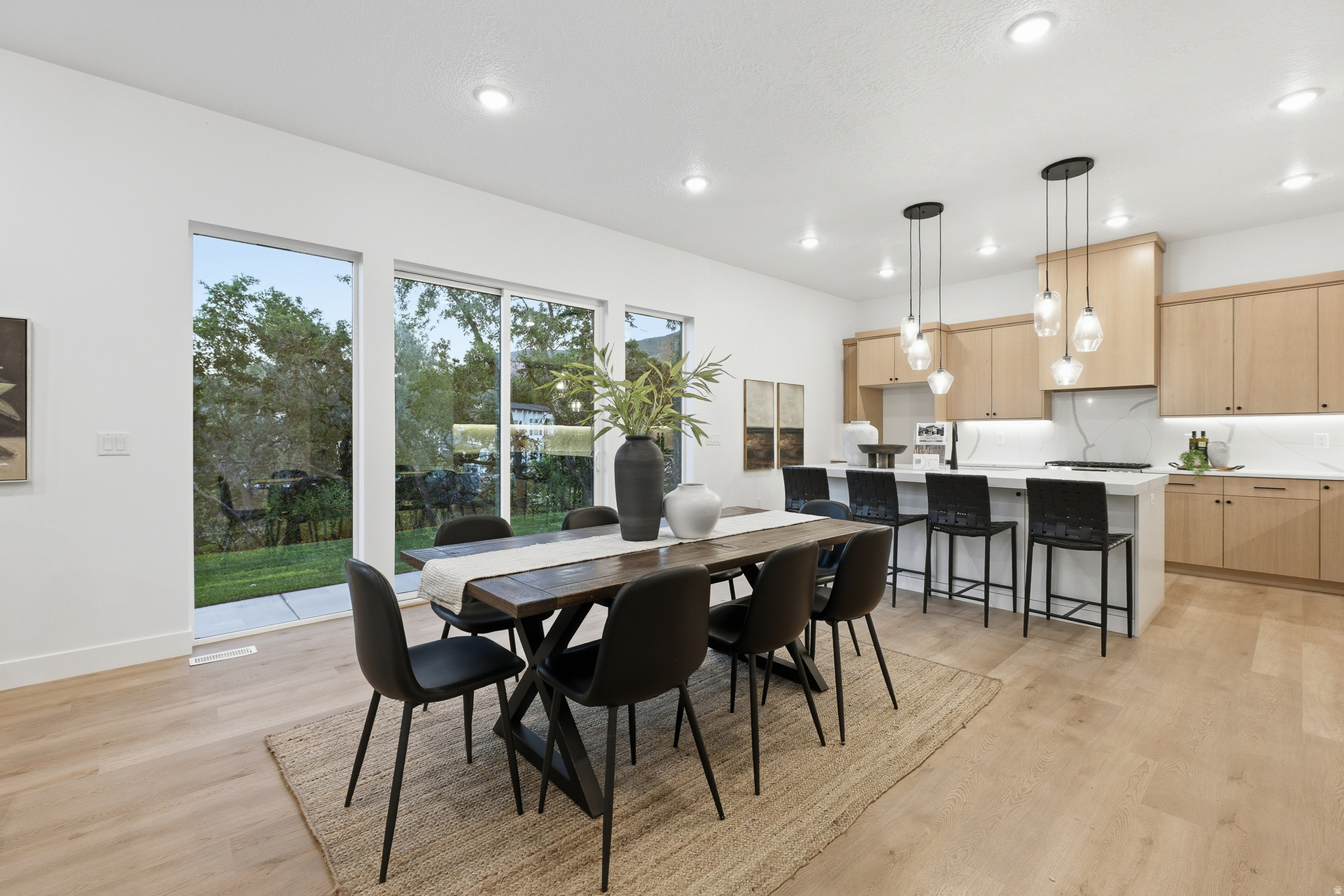 SUNSET RIDGE - Residential