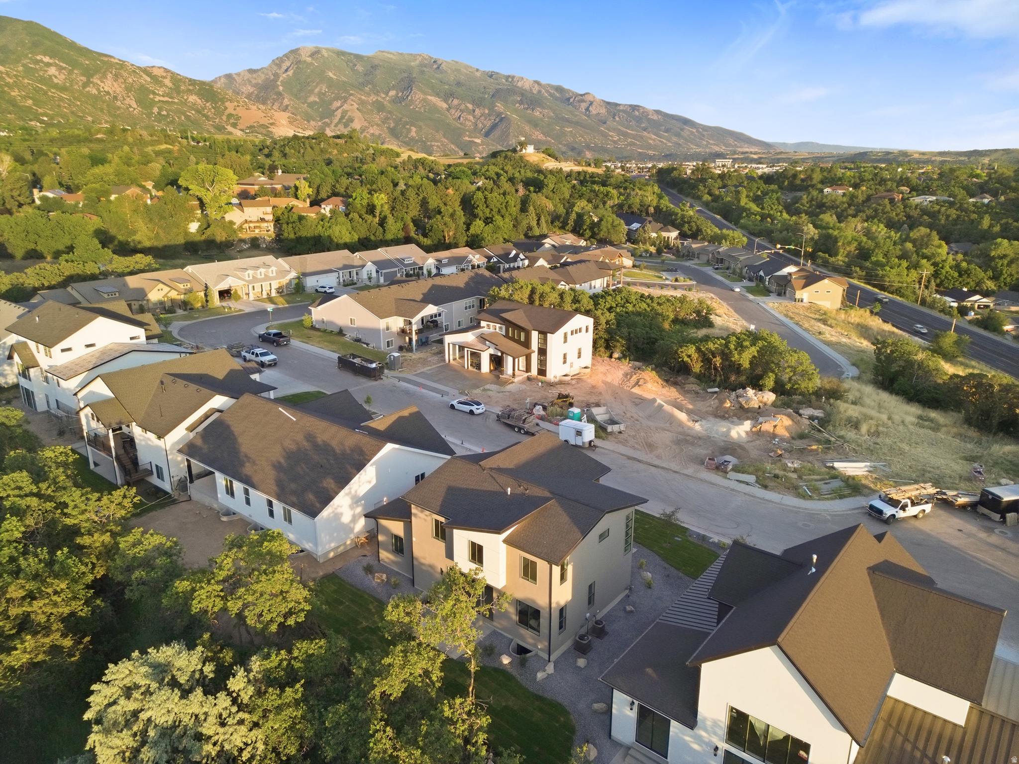 SUNSET RIDGE - Residential
