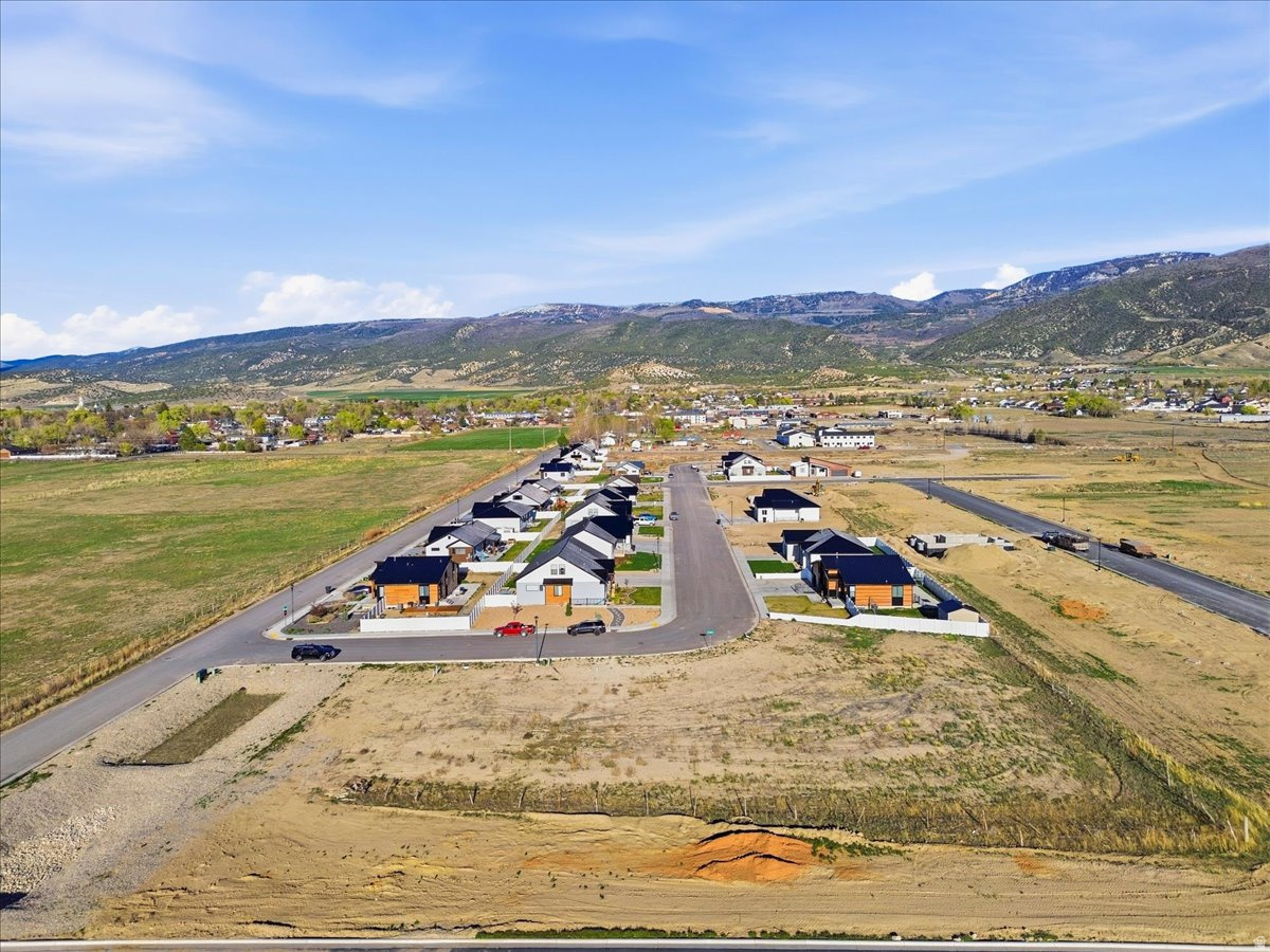 THE ESTATES @ EPHRAIM CROSSING - Land