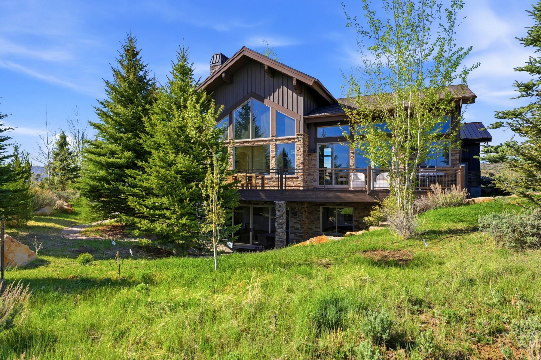 THE HOMESTEADS - Residential