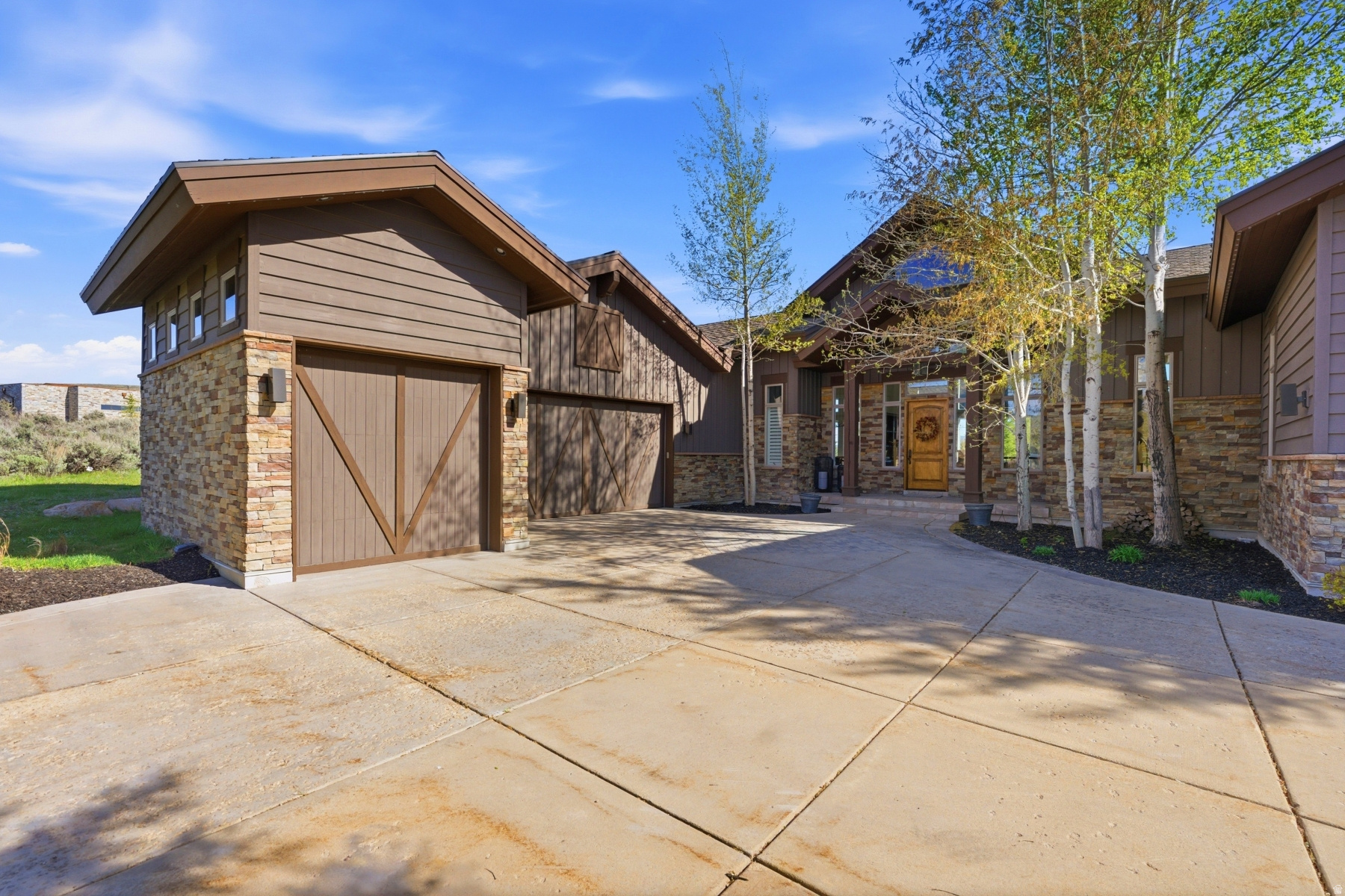THE HOMESTEADS - Residential