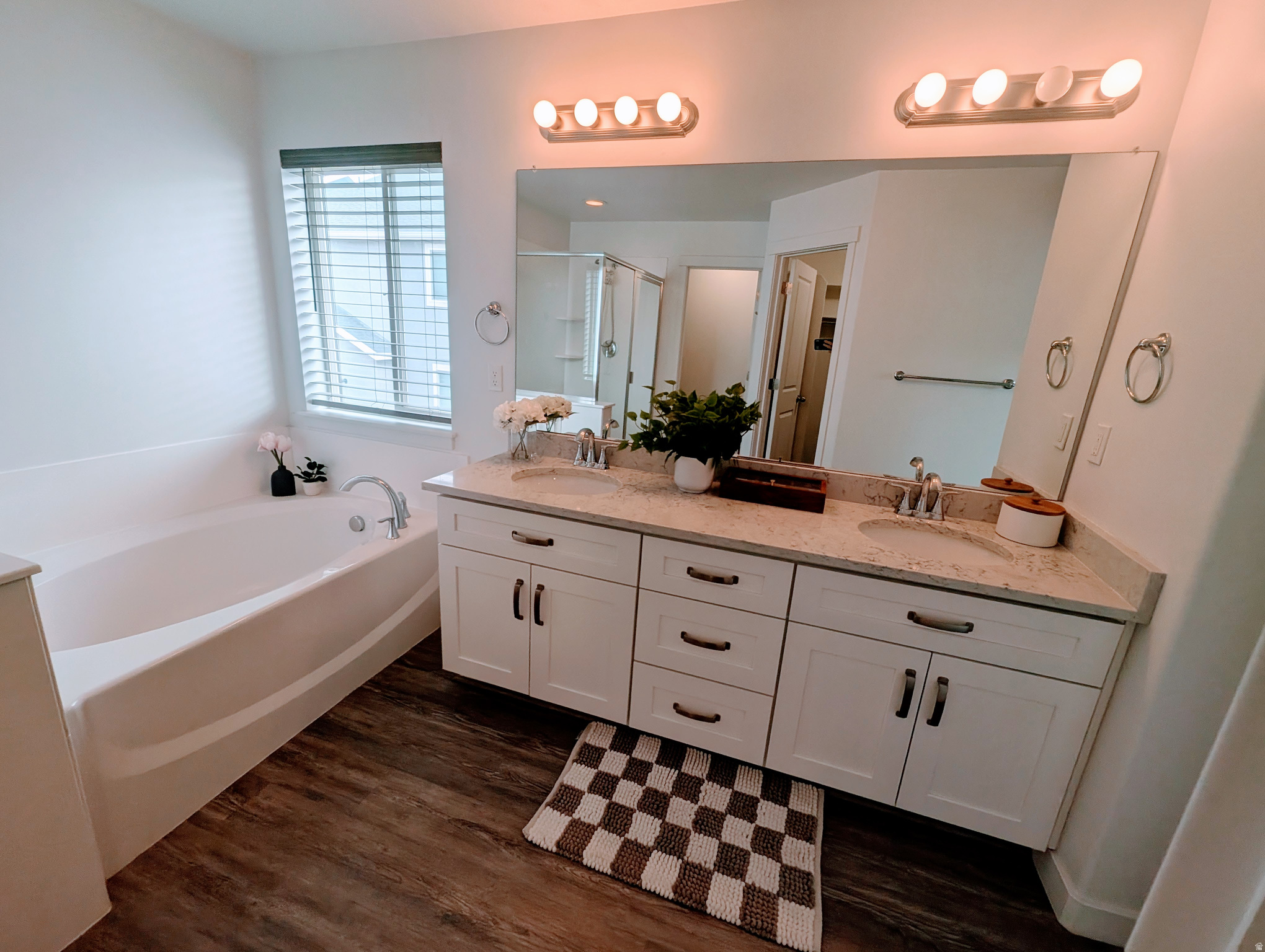 WESTGATE - Residential