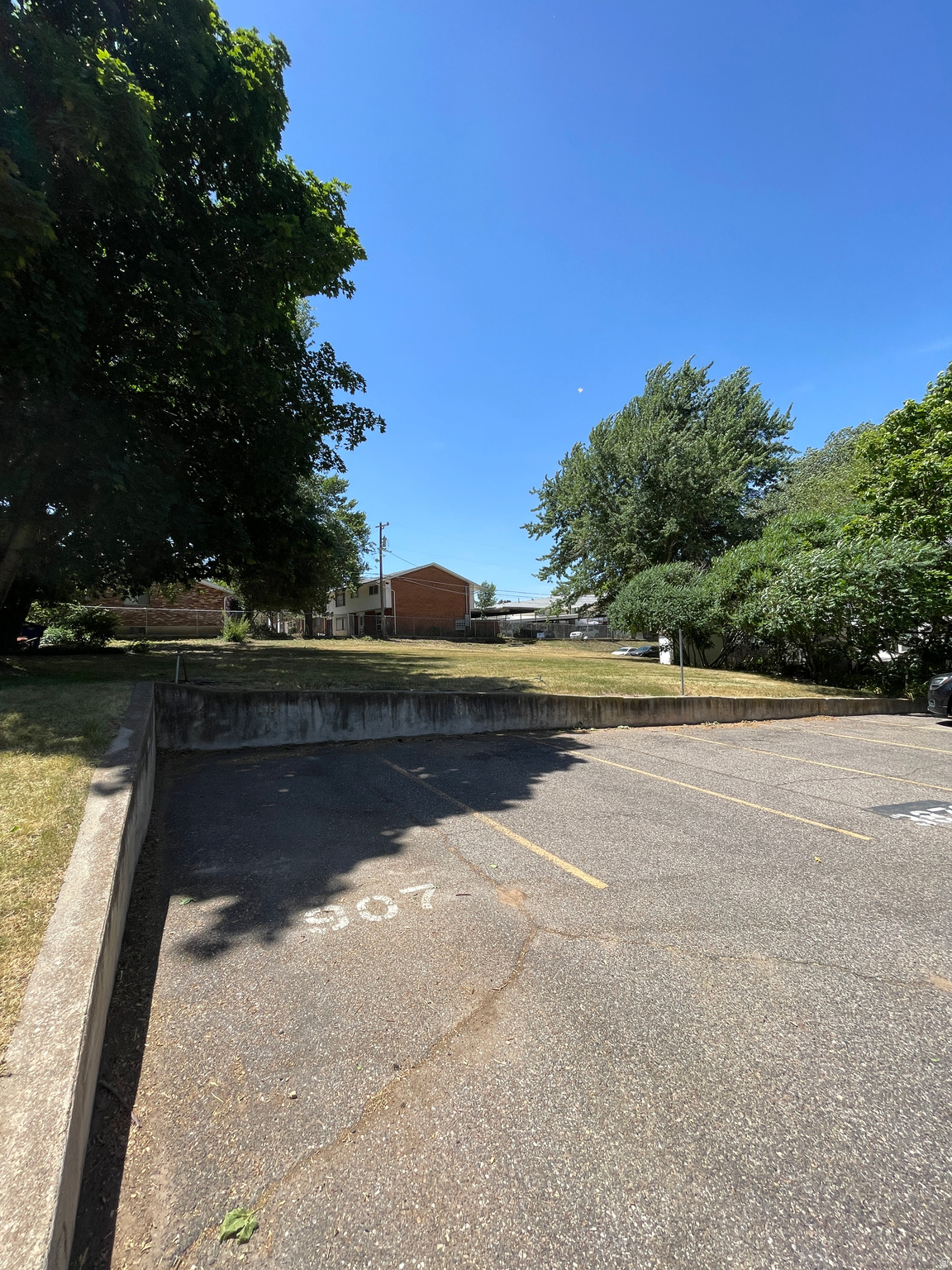 GRAND VIEW ACES - Residential