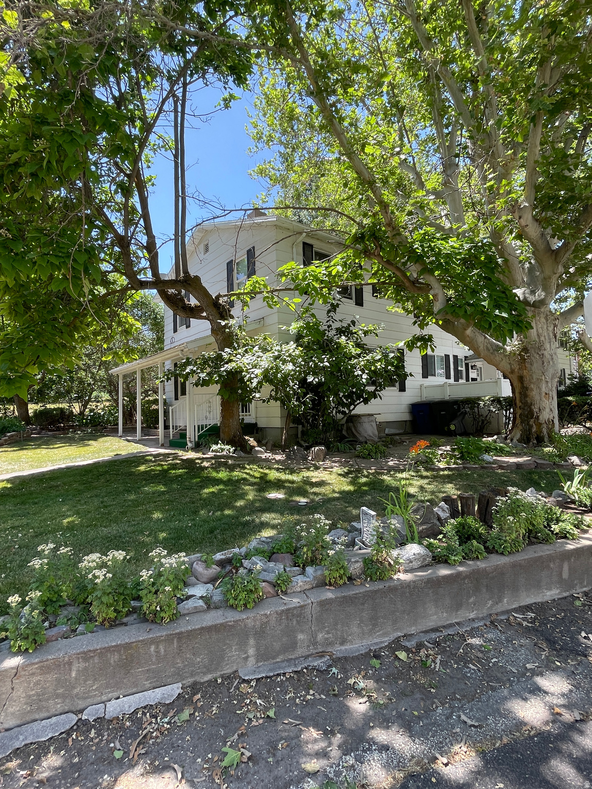 GRAND VIEW ACES - Residential