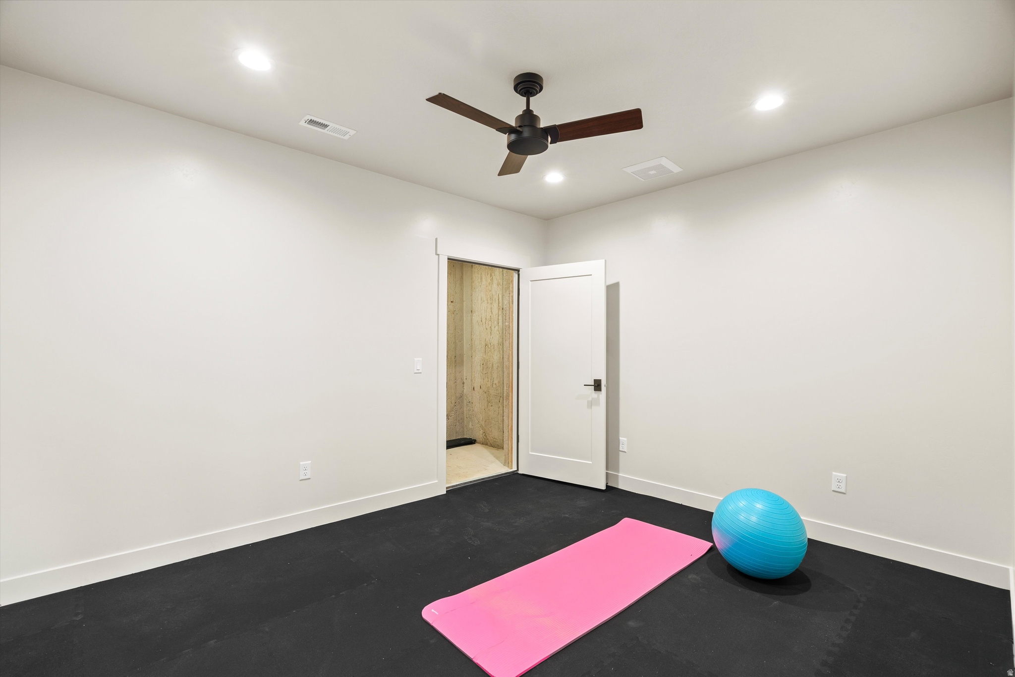 NORTHHNAPTON ESTATES SUBDIVISION - Residential