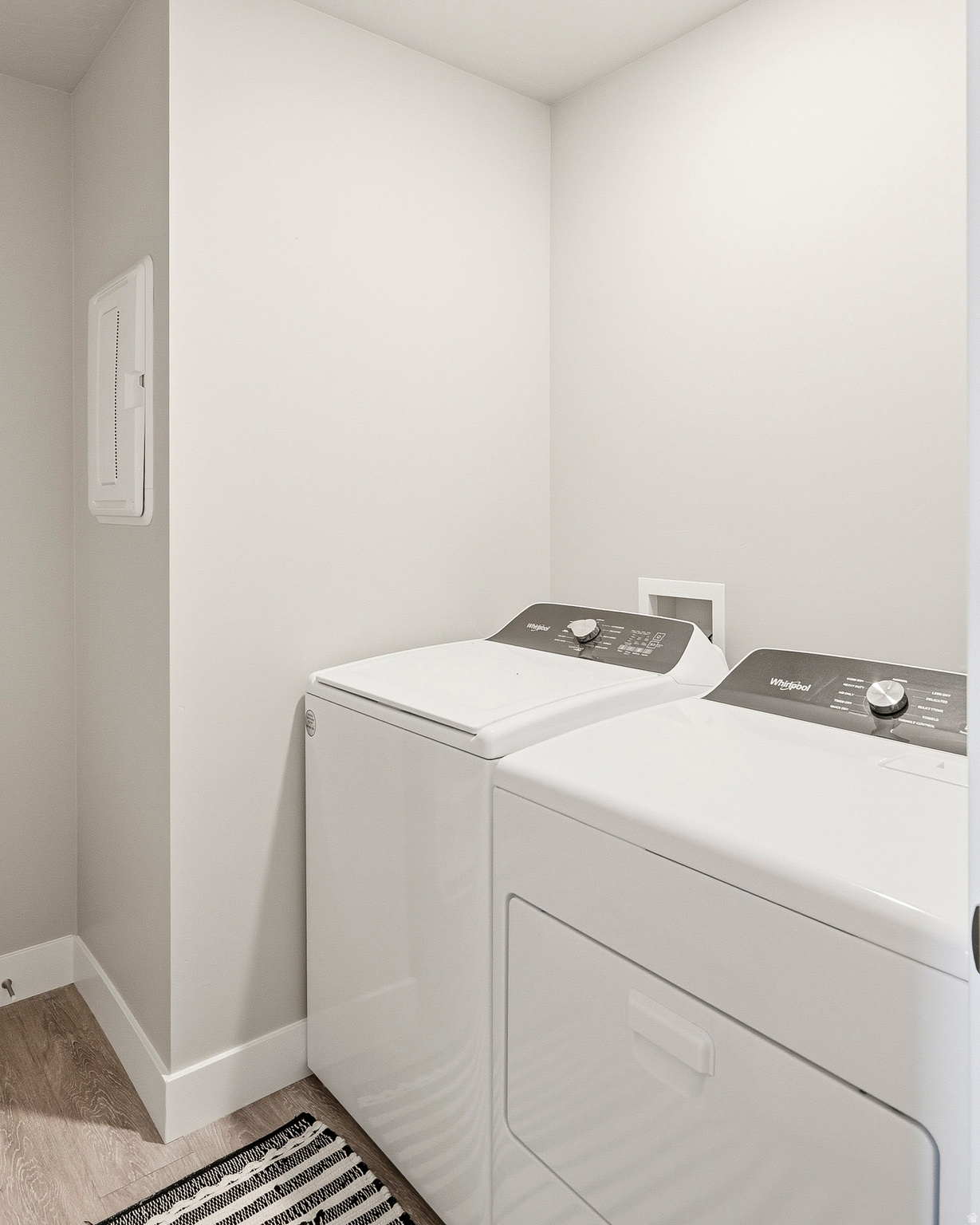CEDAR BEND - Residential