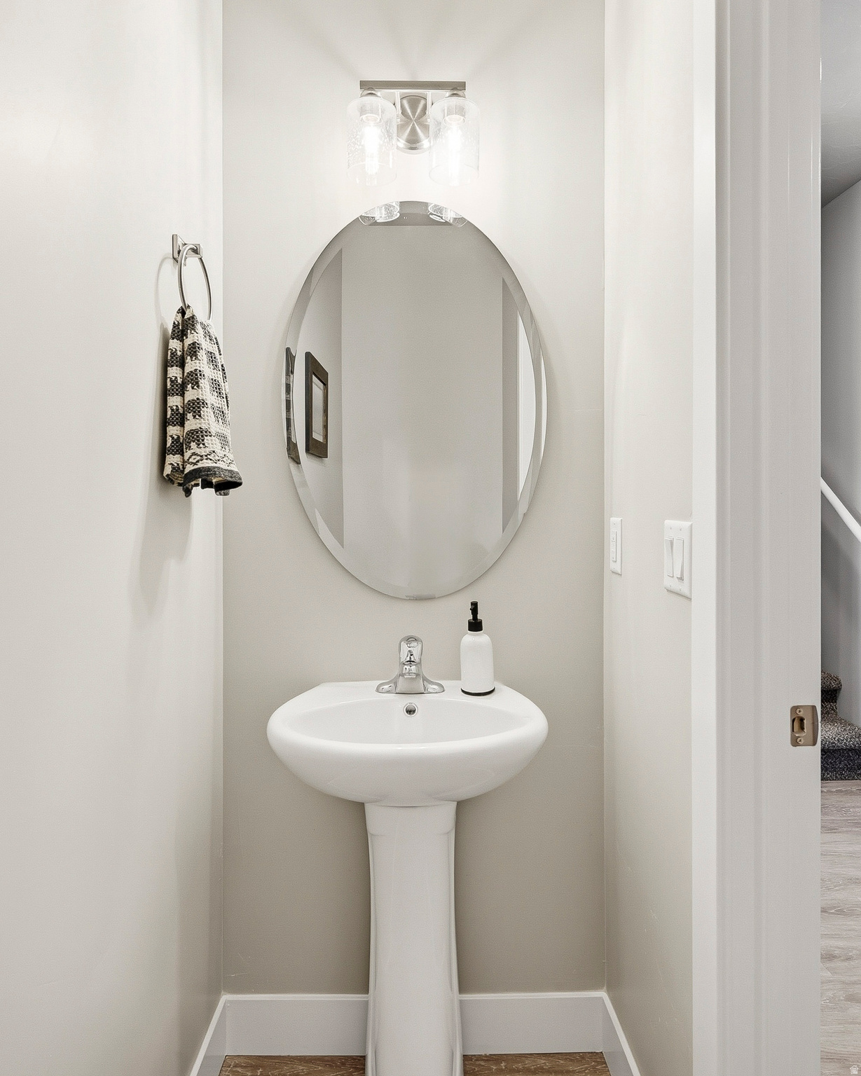 CEDAR BEND - Residential