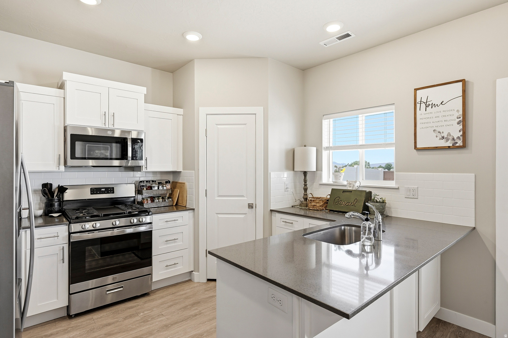 CEDAR BEND - Residential