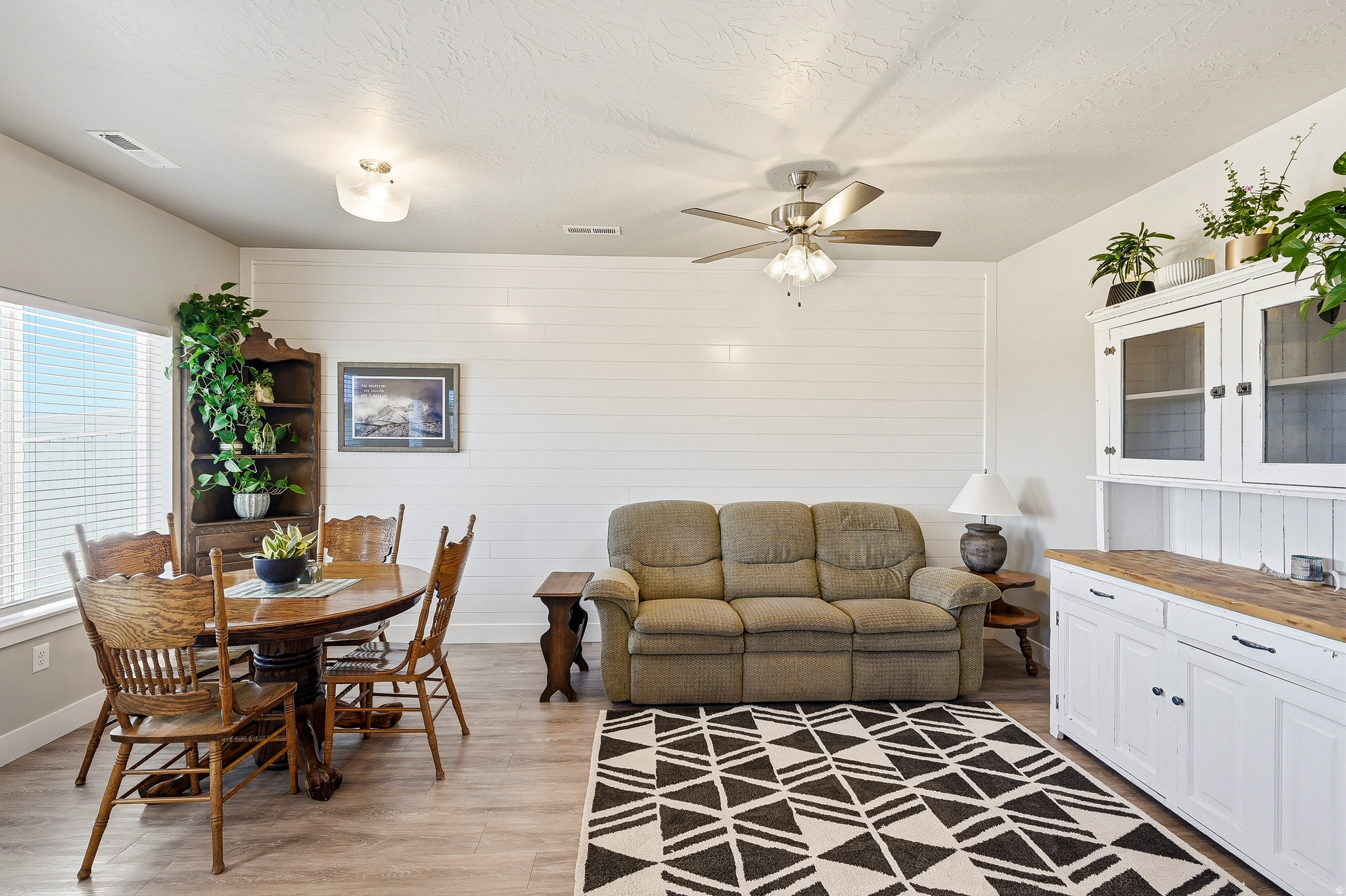 CEDAR BEND - Residential