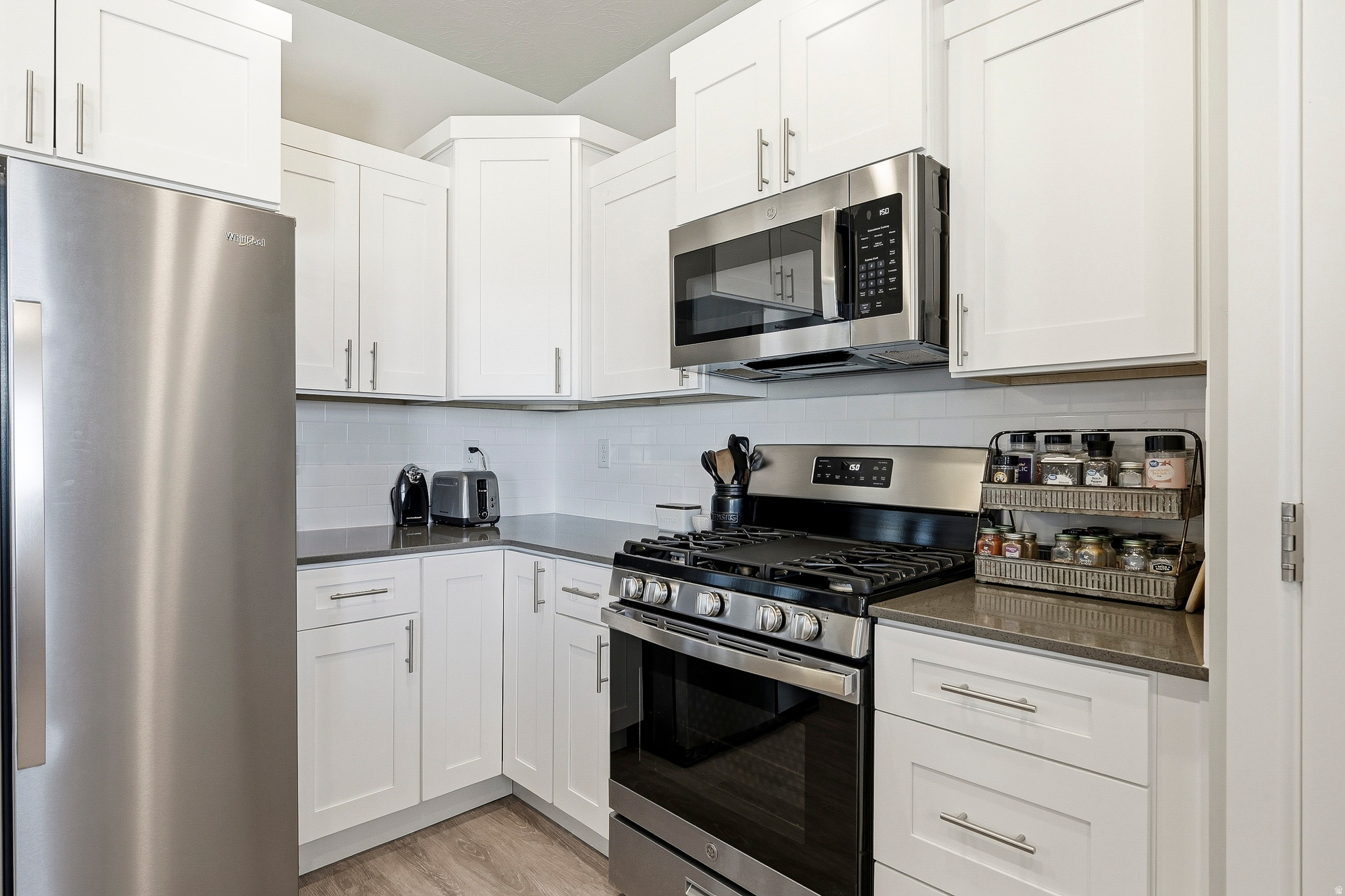 CEDAR BEND - Residential