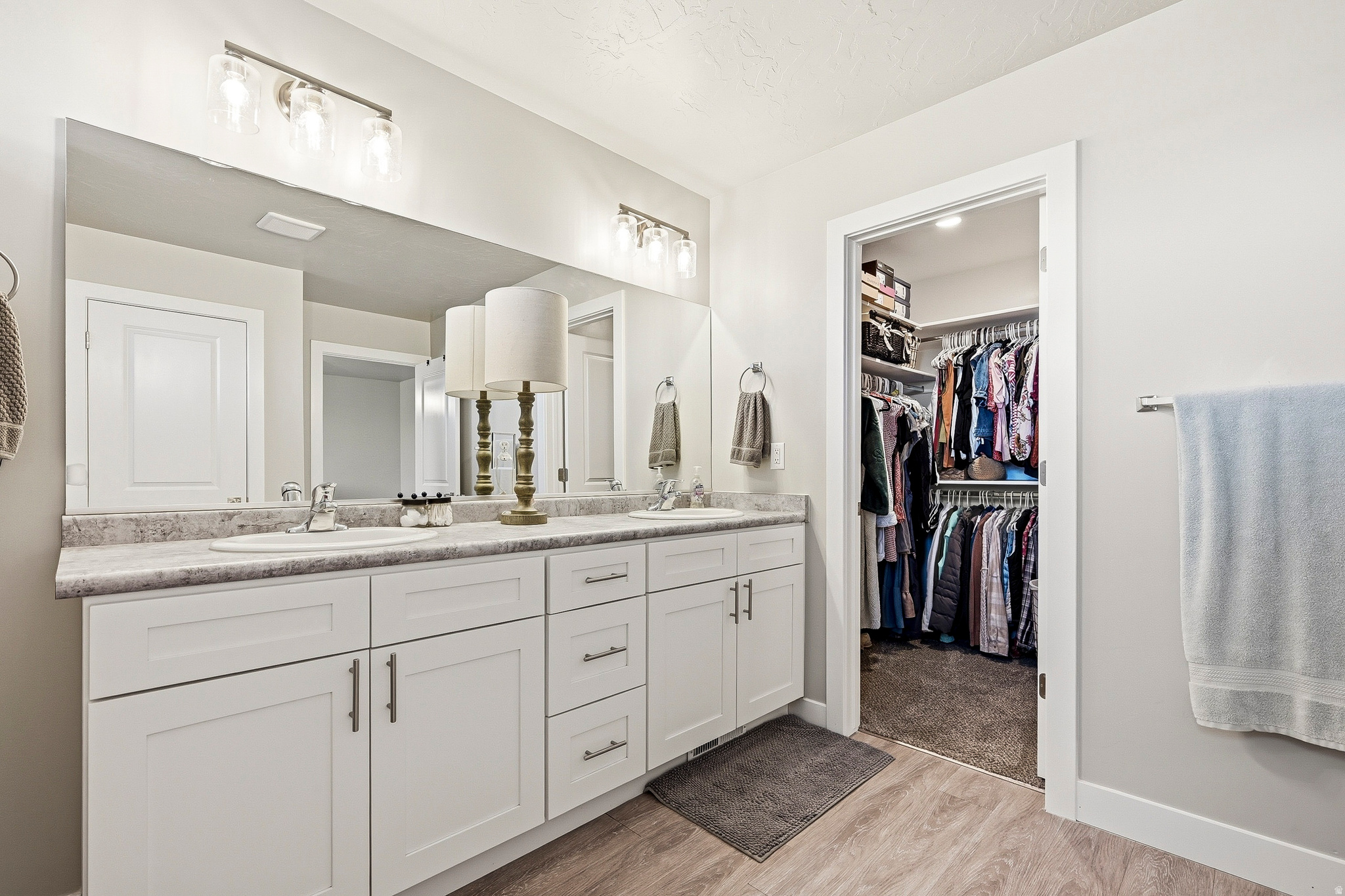 CEDAR BEND - Residential