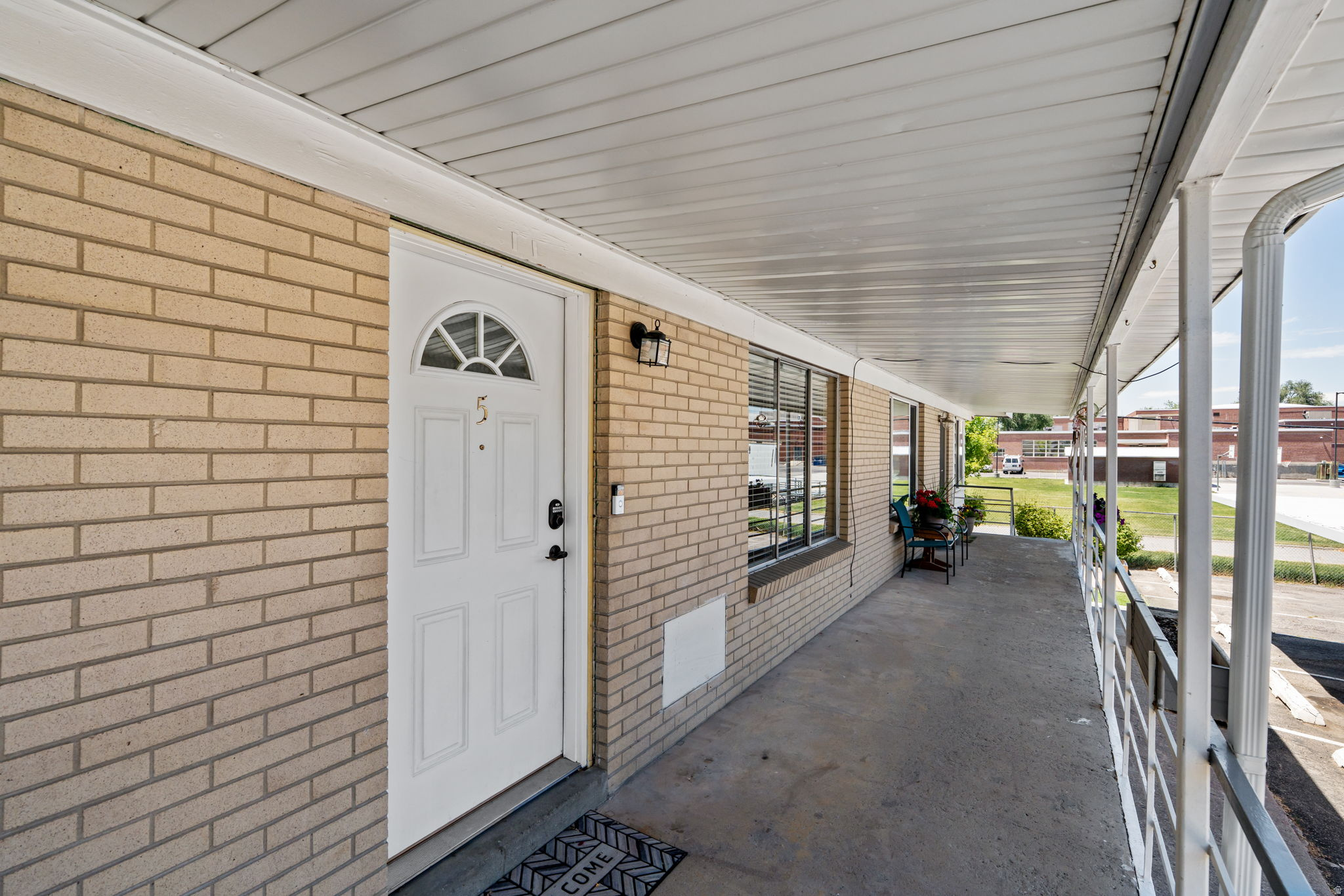 ASHWOOD CONDOMINIUMS - Residential