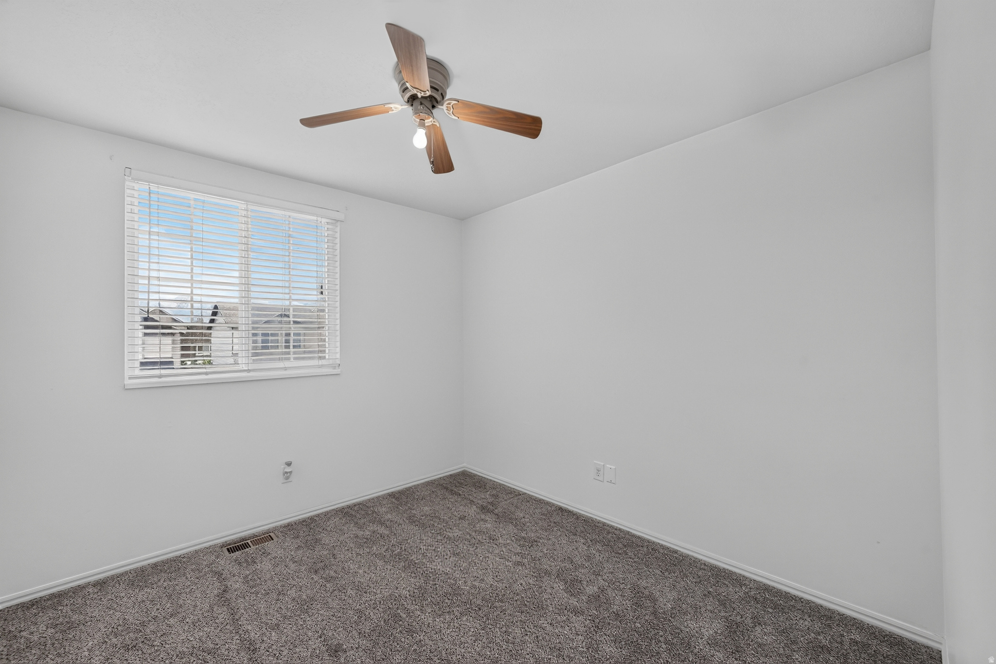 BROADMOOR ESTATES - Residential