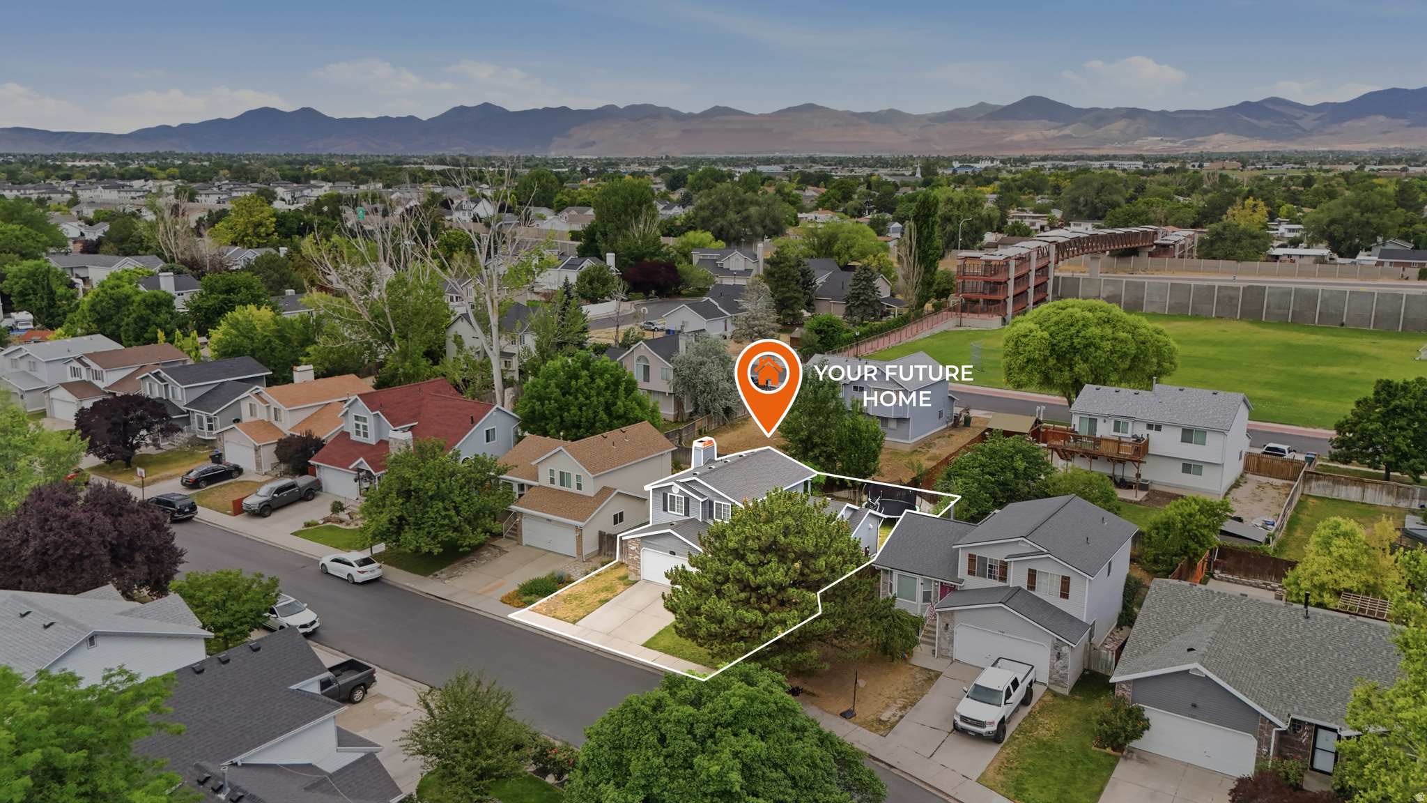 BROADMOOR ESTATES - Residential