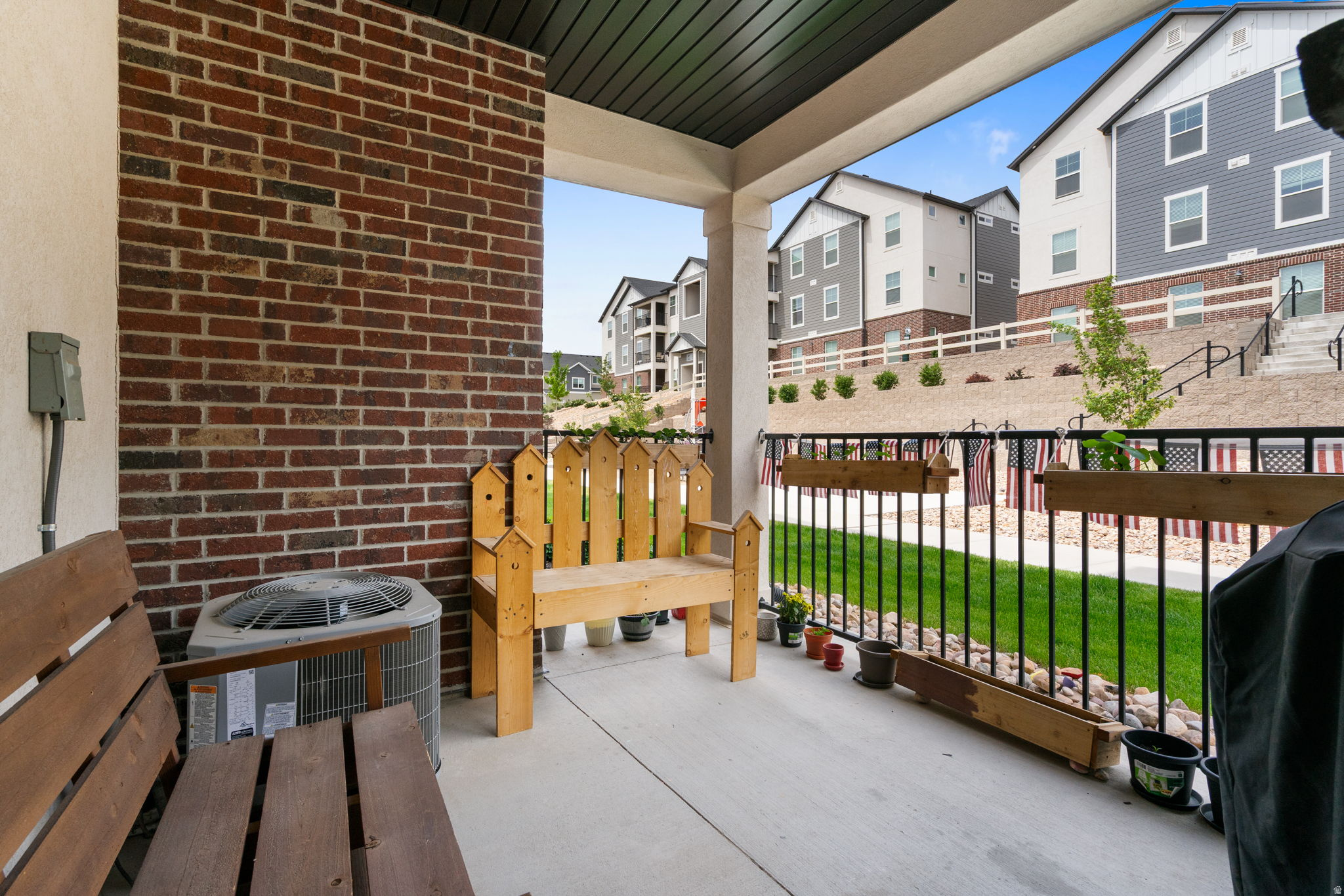 HIGHRIDGE - Residential