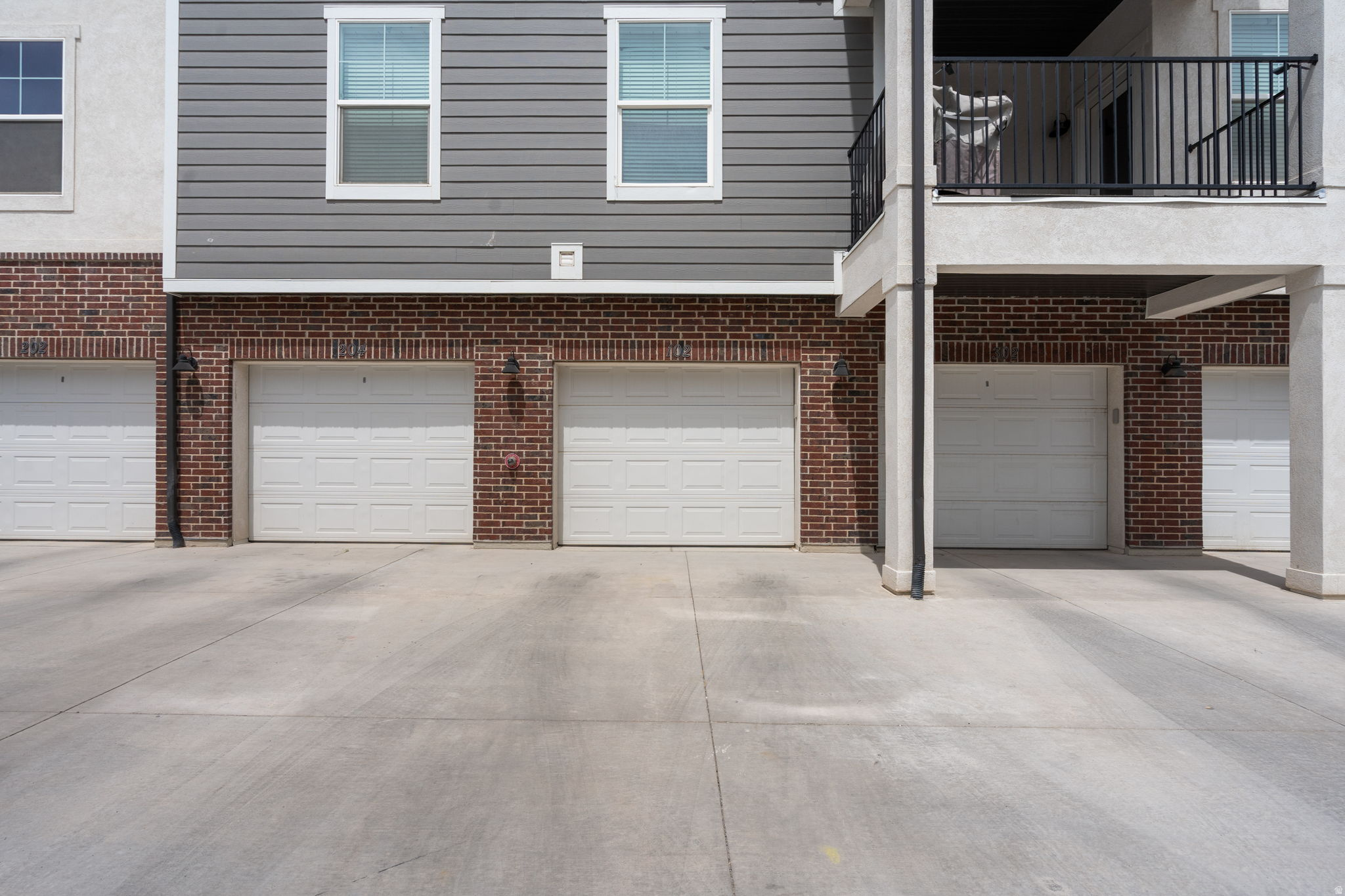 HIGHRIDGE - Residential