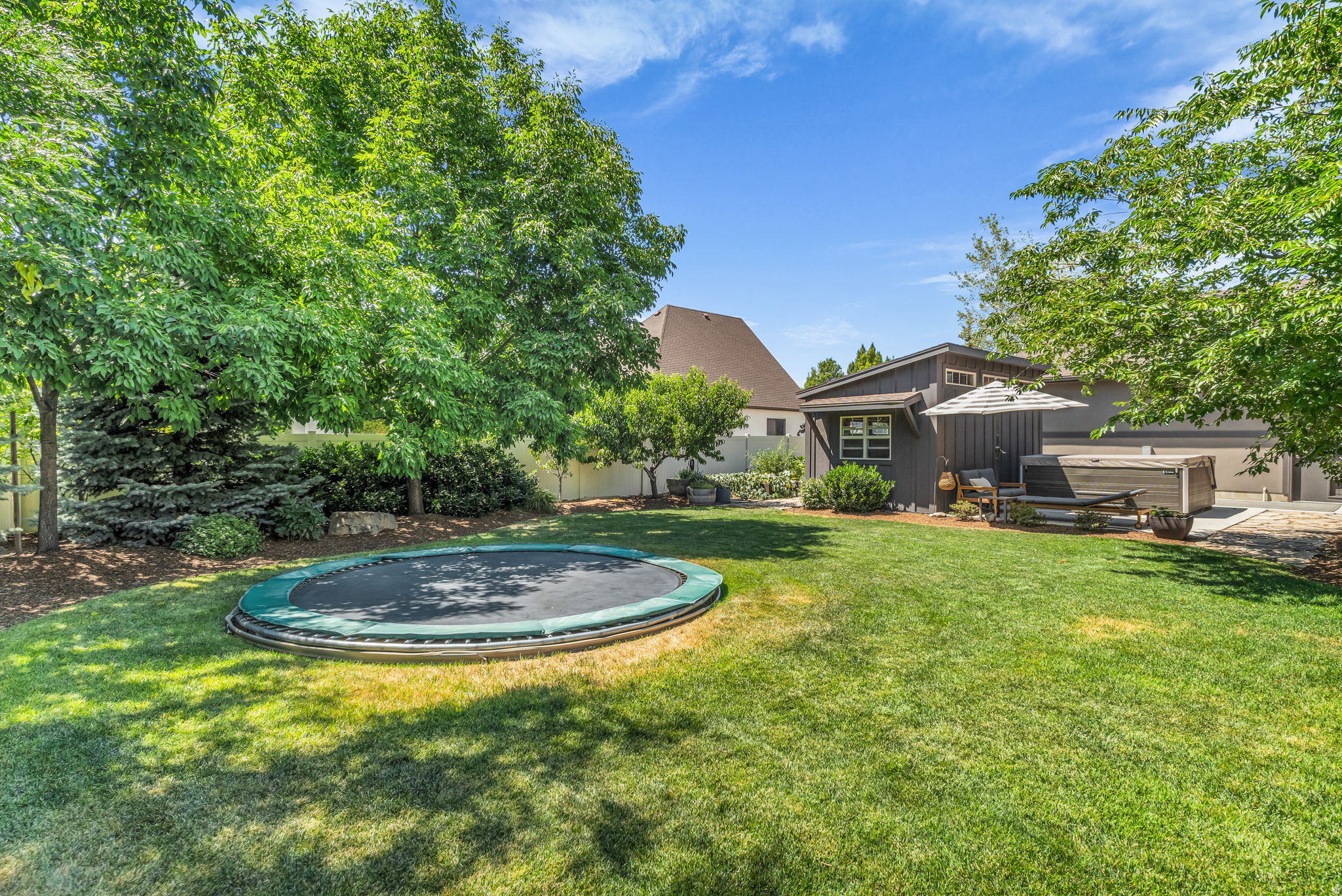 HIGHLAND TOWN CENTER MEADOWS - Residential