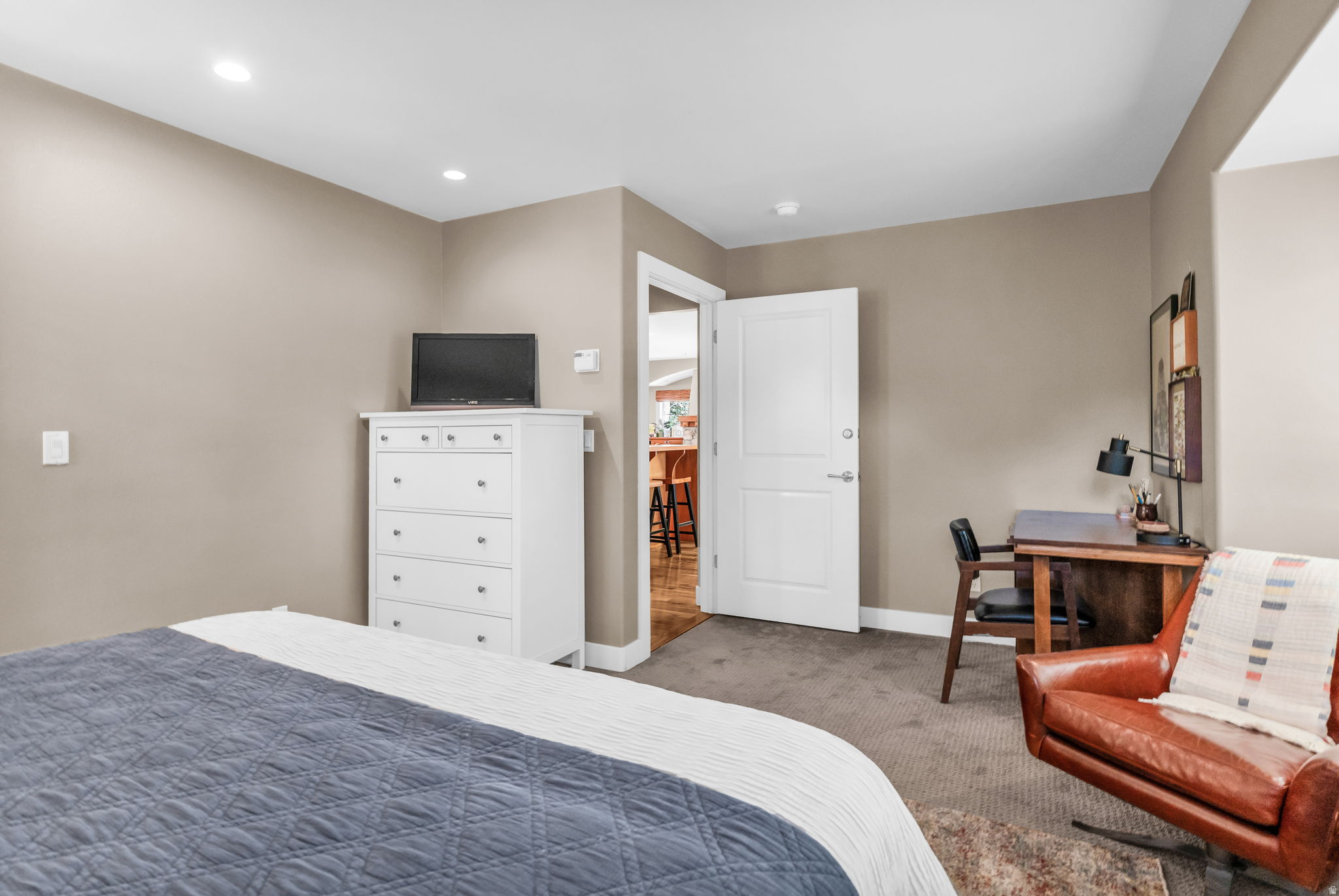 HIGHLAND TOWN CENTER MEADOWS - Residential
