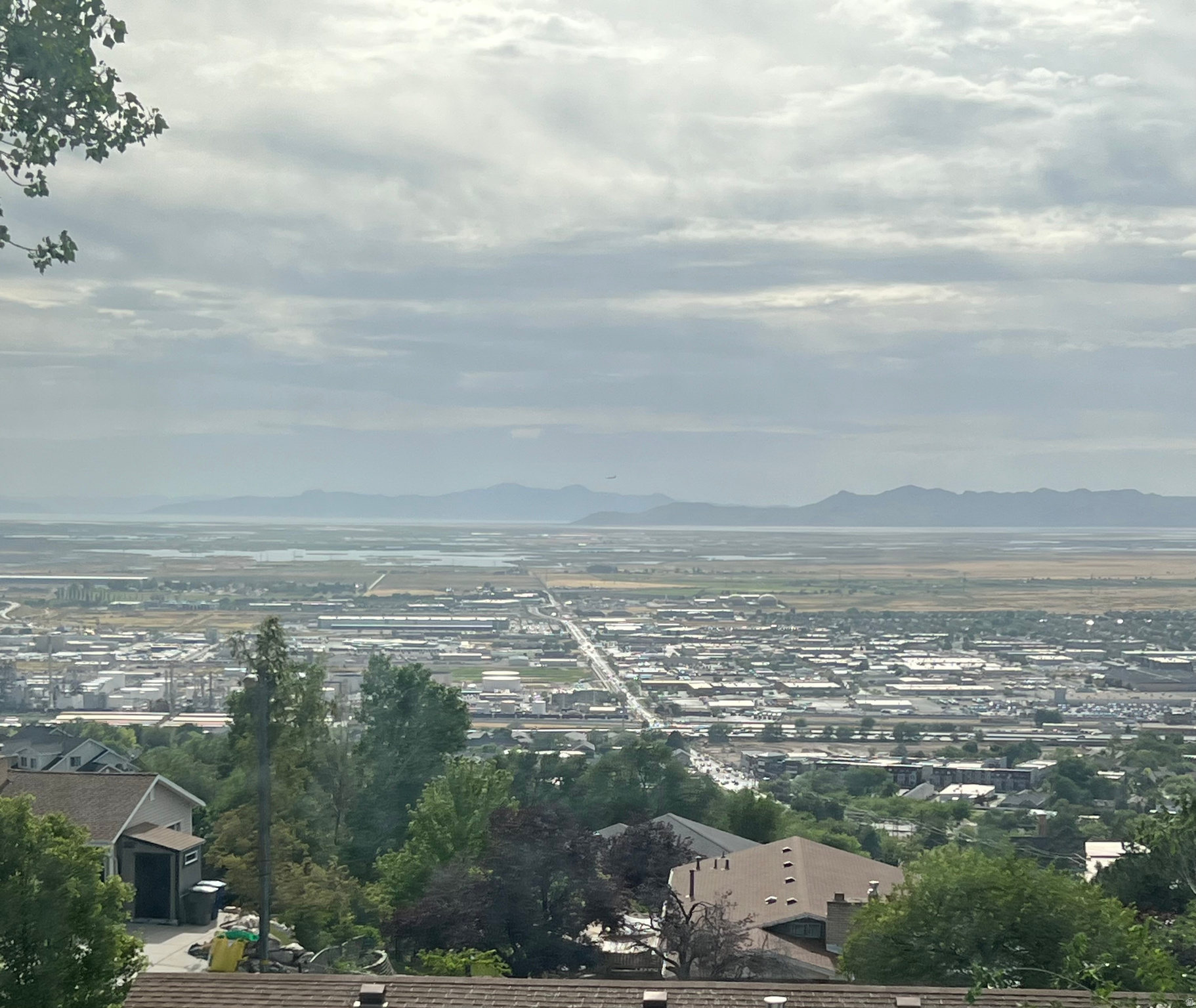 LAKEVIEW ESTATES - Residential