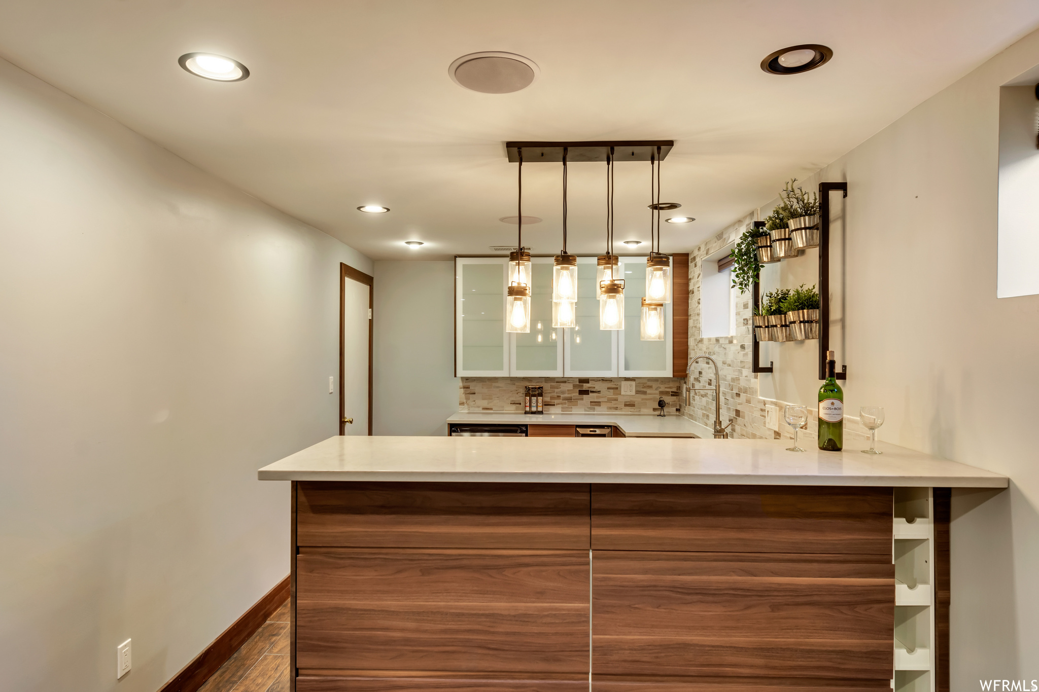 LAKEVIEW ESTATES - Residential